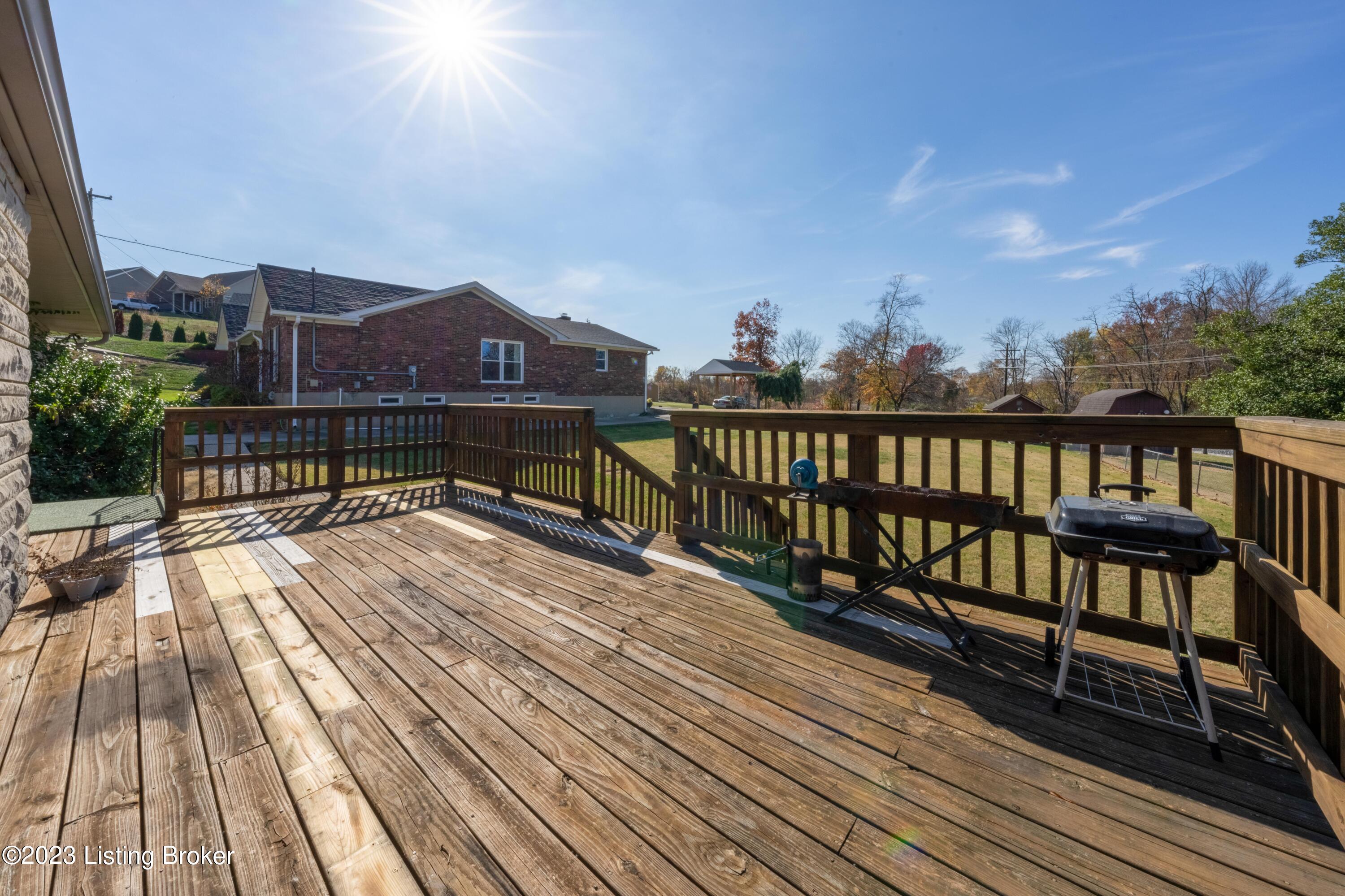 1618 Dawn Dr