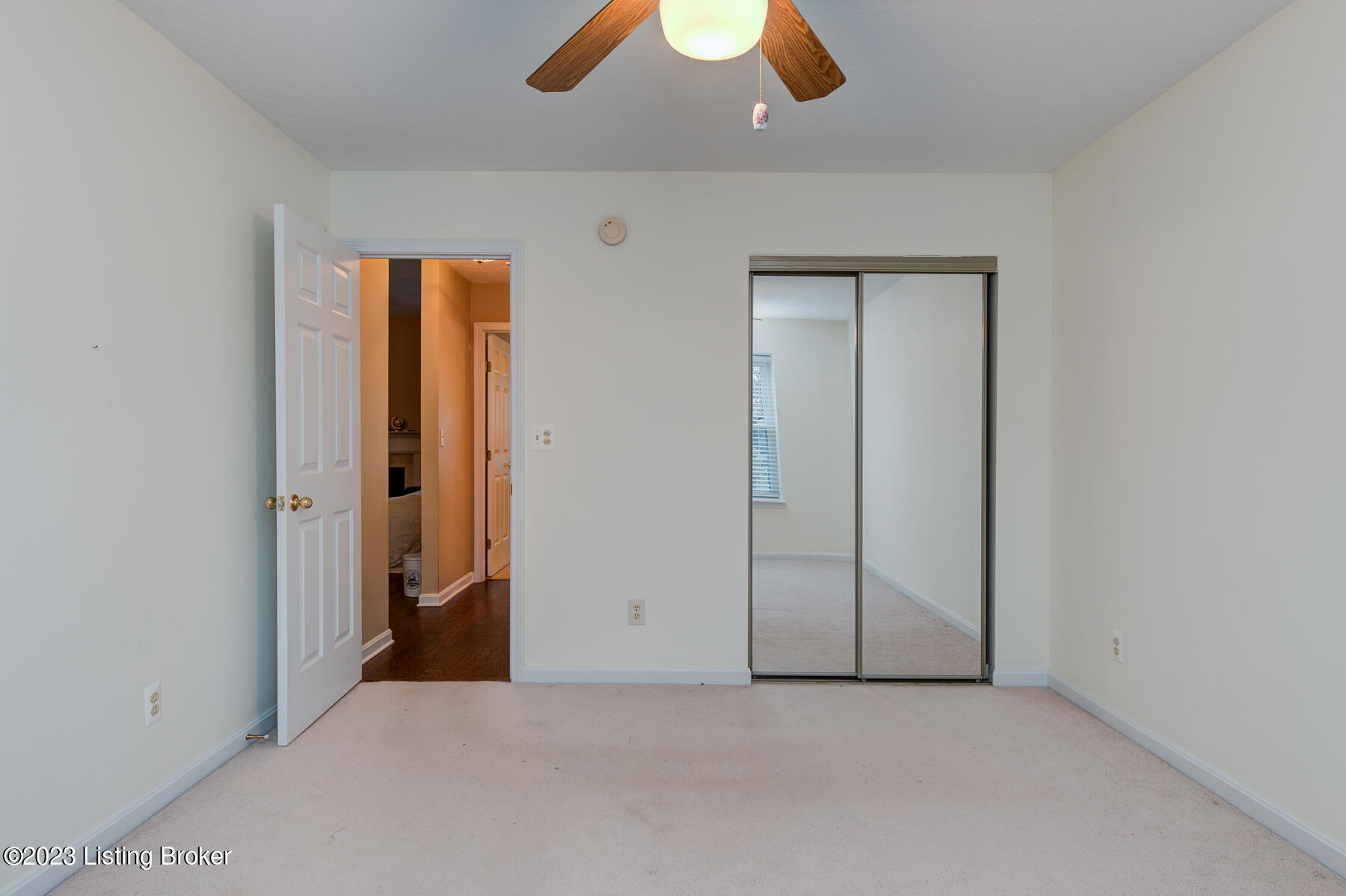 3231 Villanova Dr