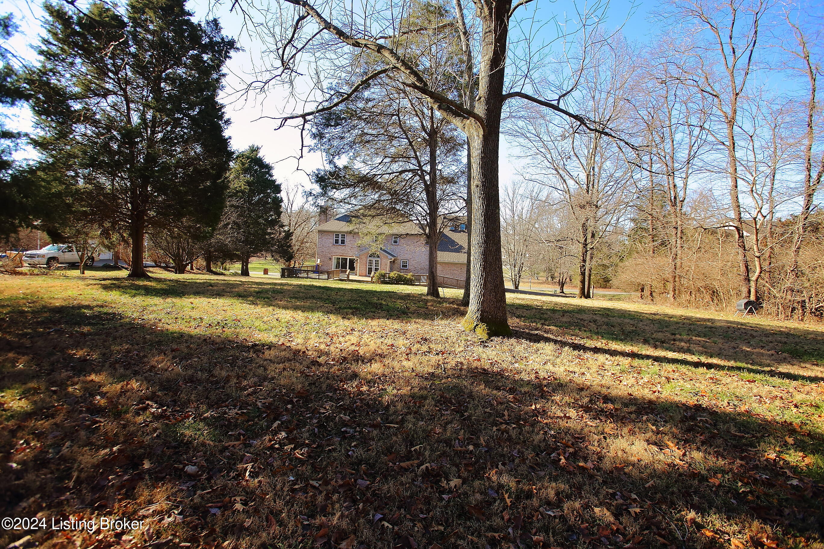 7415 Cambridge Dr