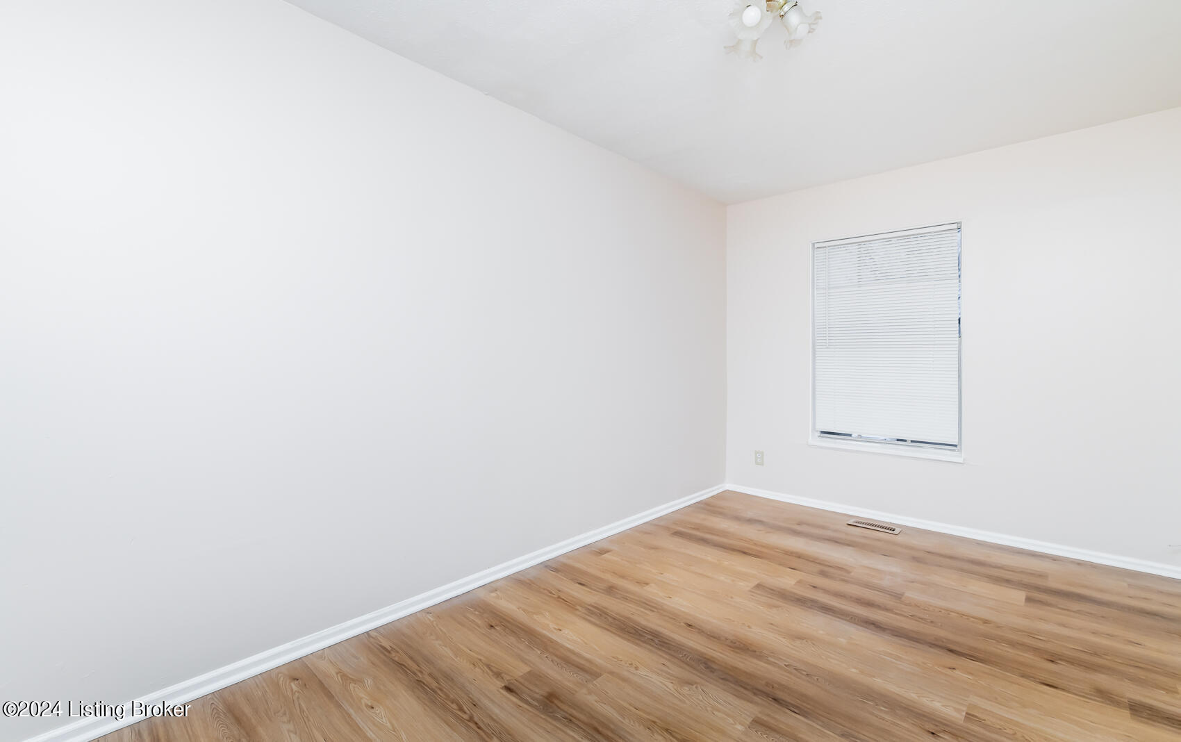 2840 Coleen Ct