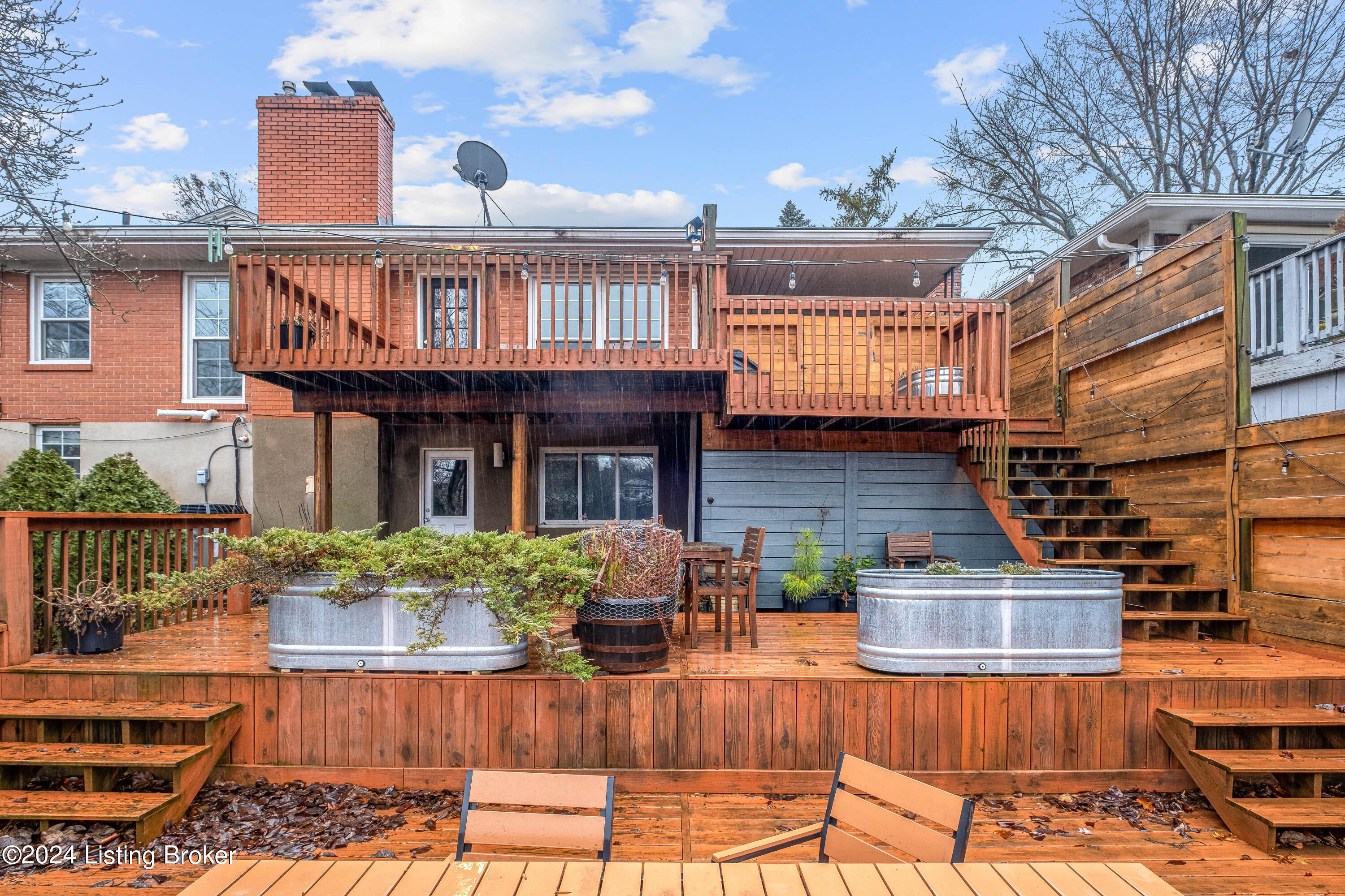 2523 Saratoga Dr