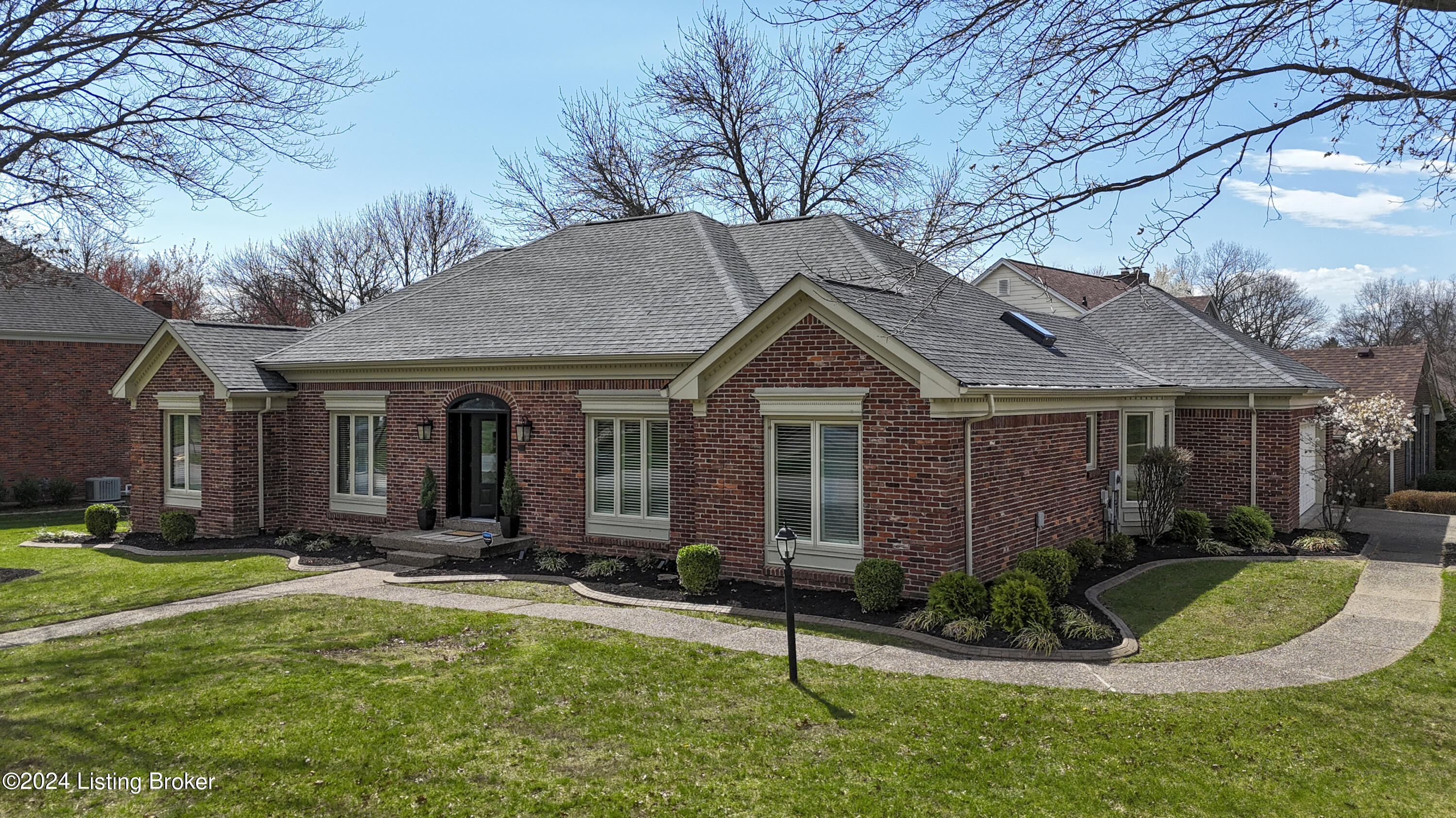 908 Lodge Hill Rd