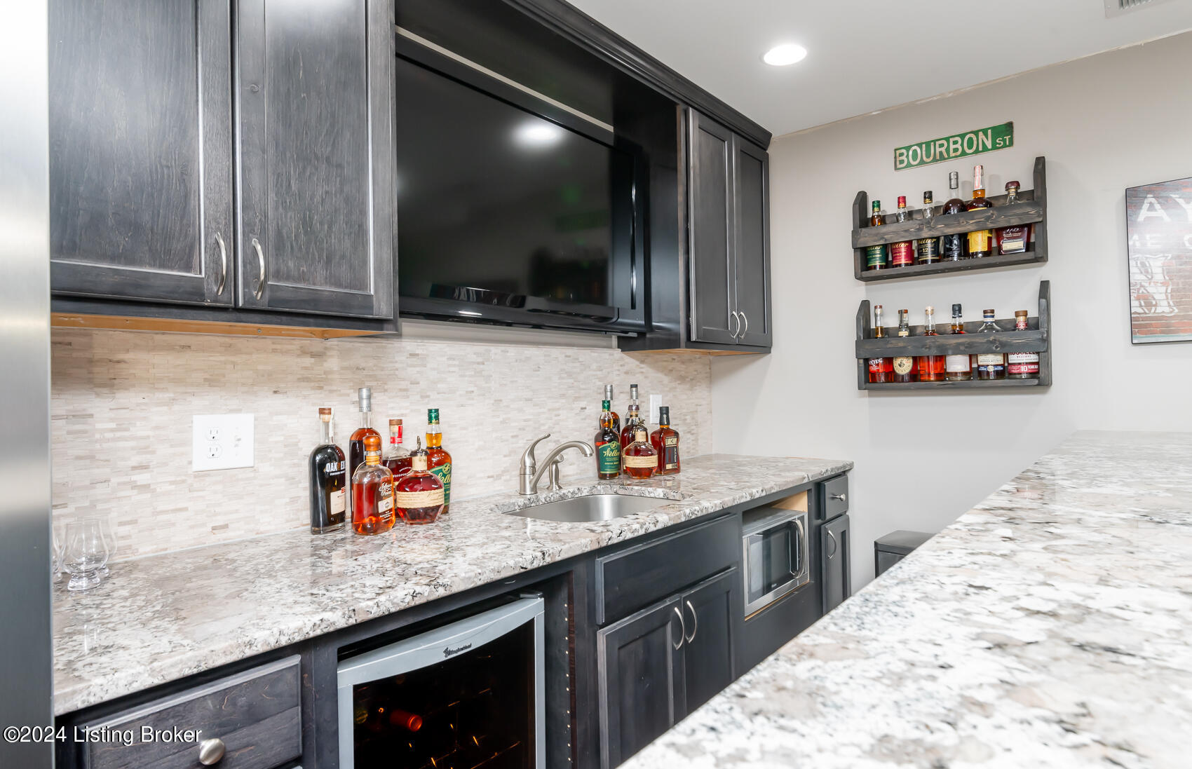 17209 Mallet Hill Dr