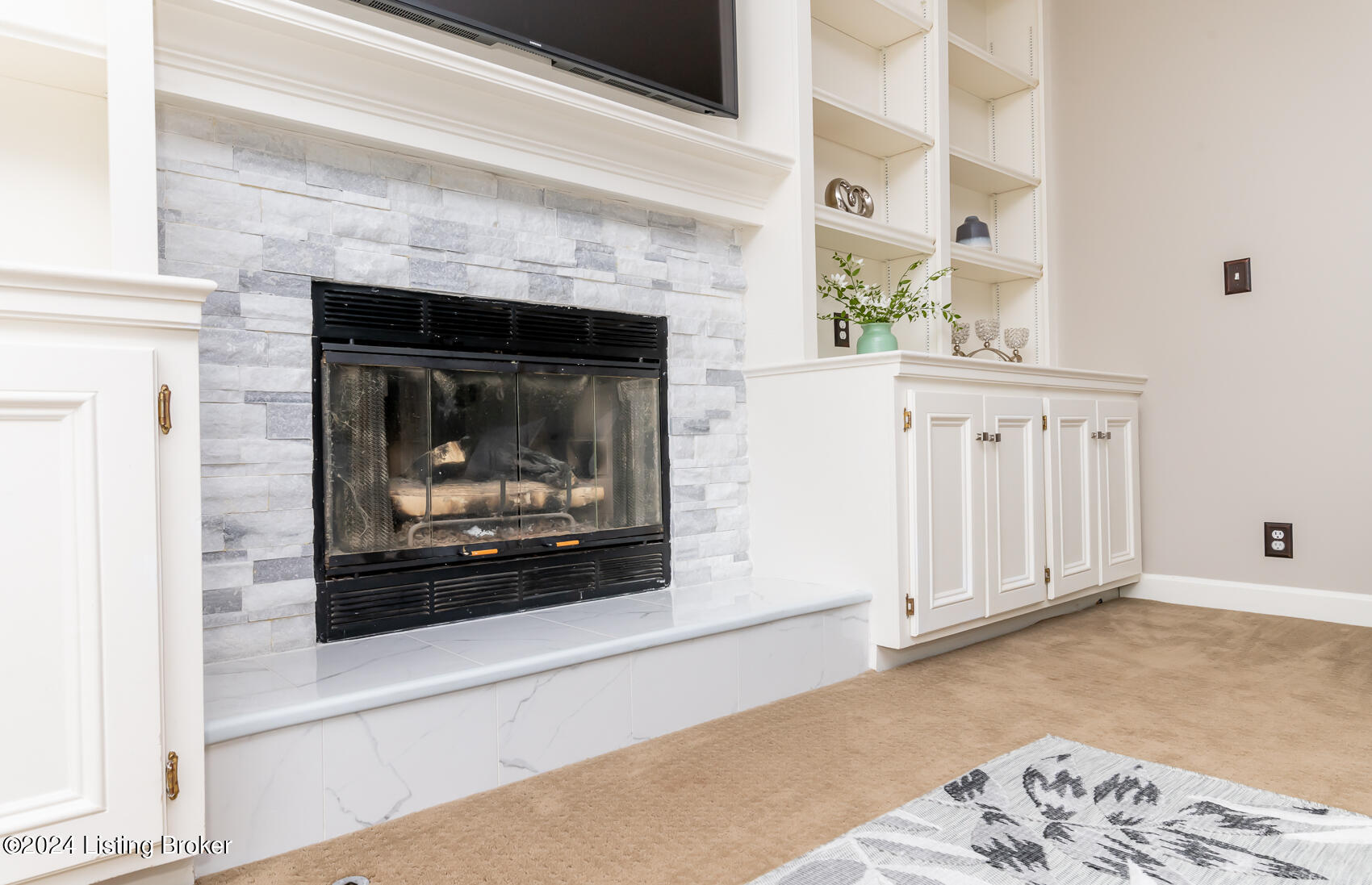 17209 Mallet Hill Dr