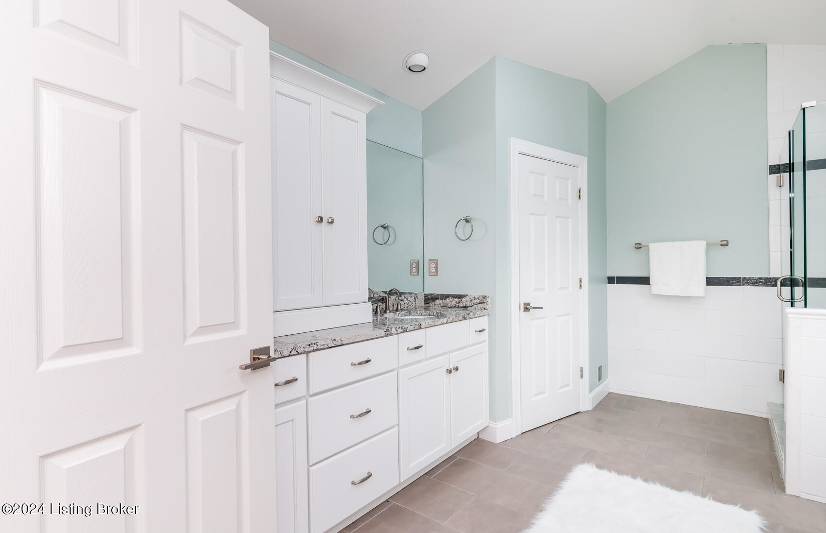 17209 Mallet Hill Dr