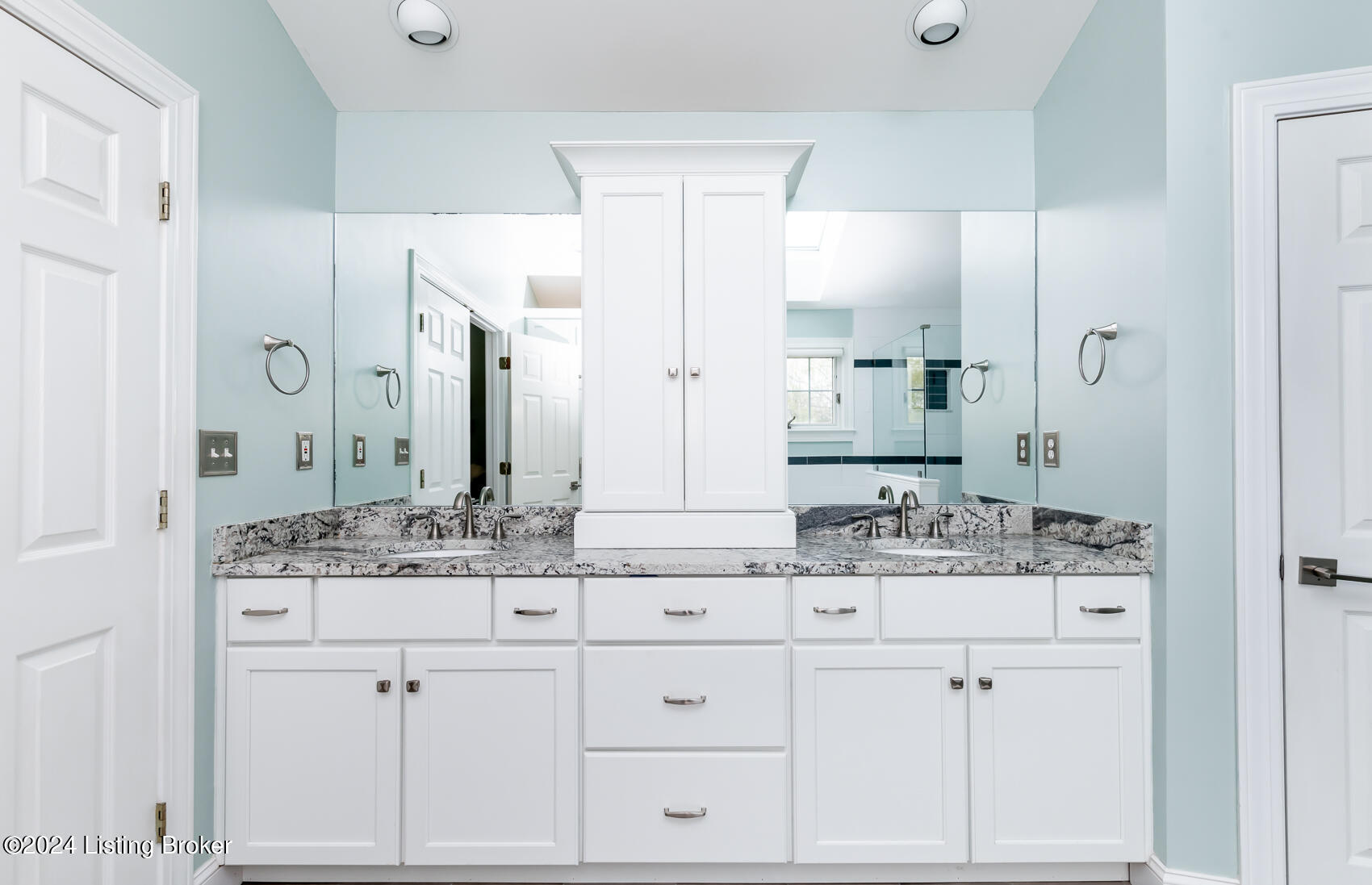 17209 Mallet Hill Dr