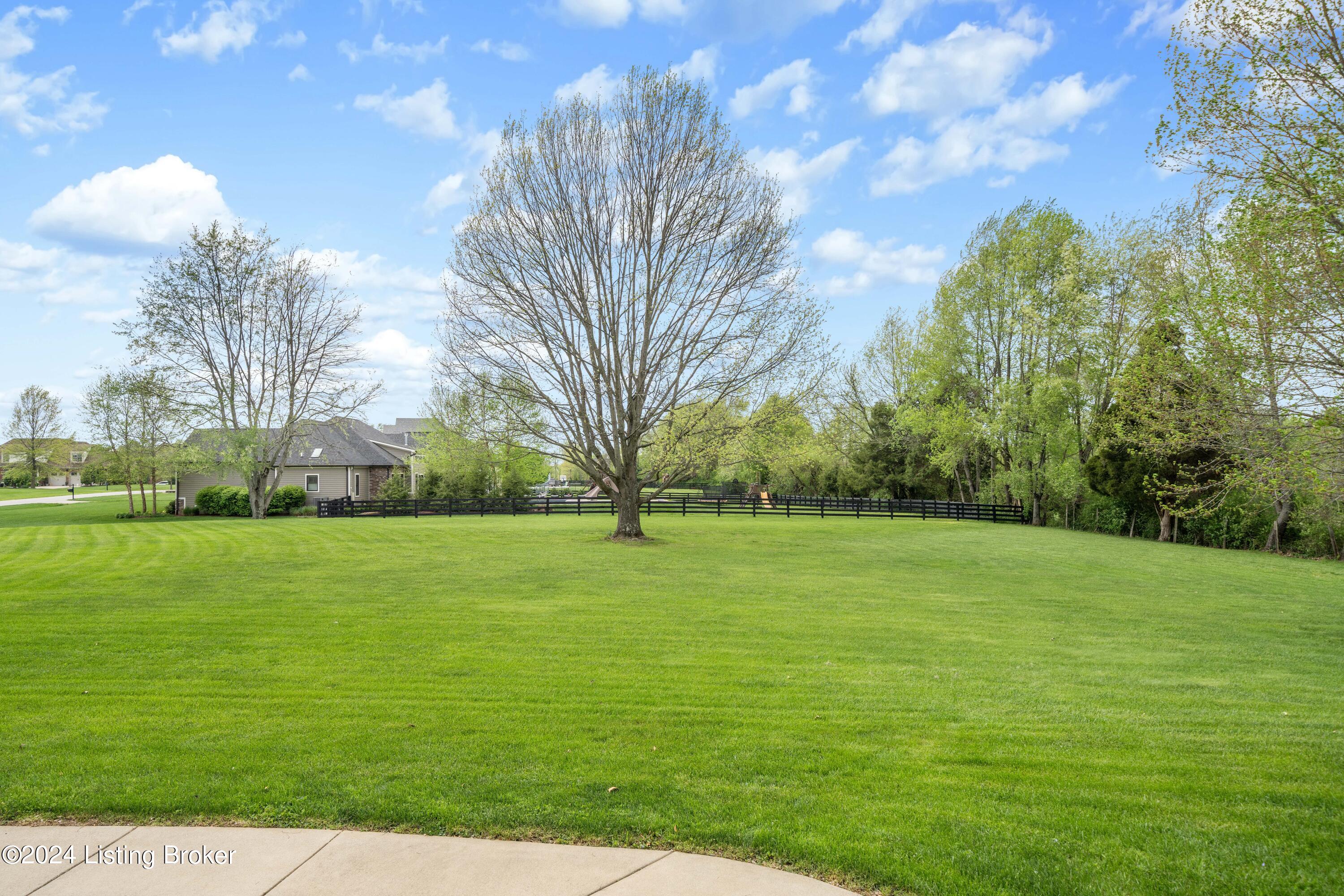 11309 Spring Hollow Ct