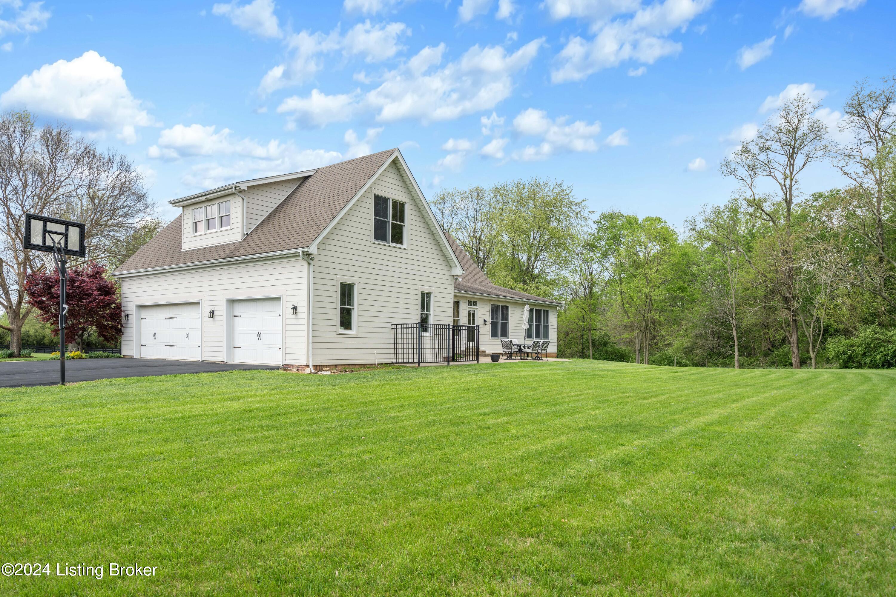 11309 Spring Hollow Ct