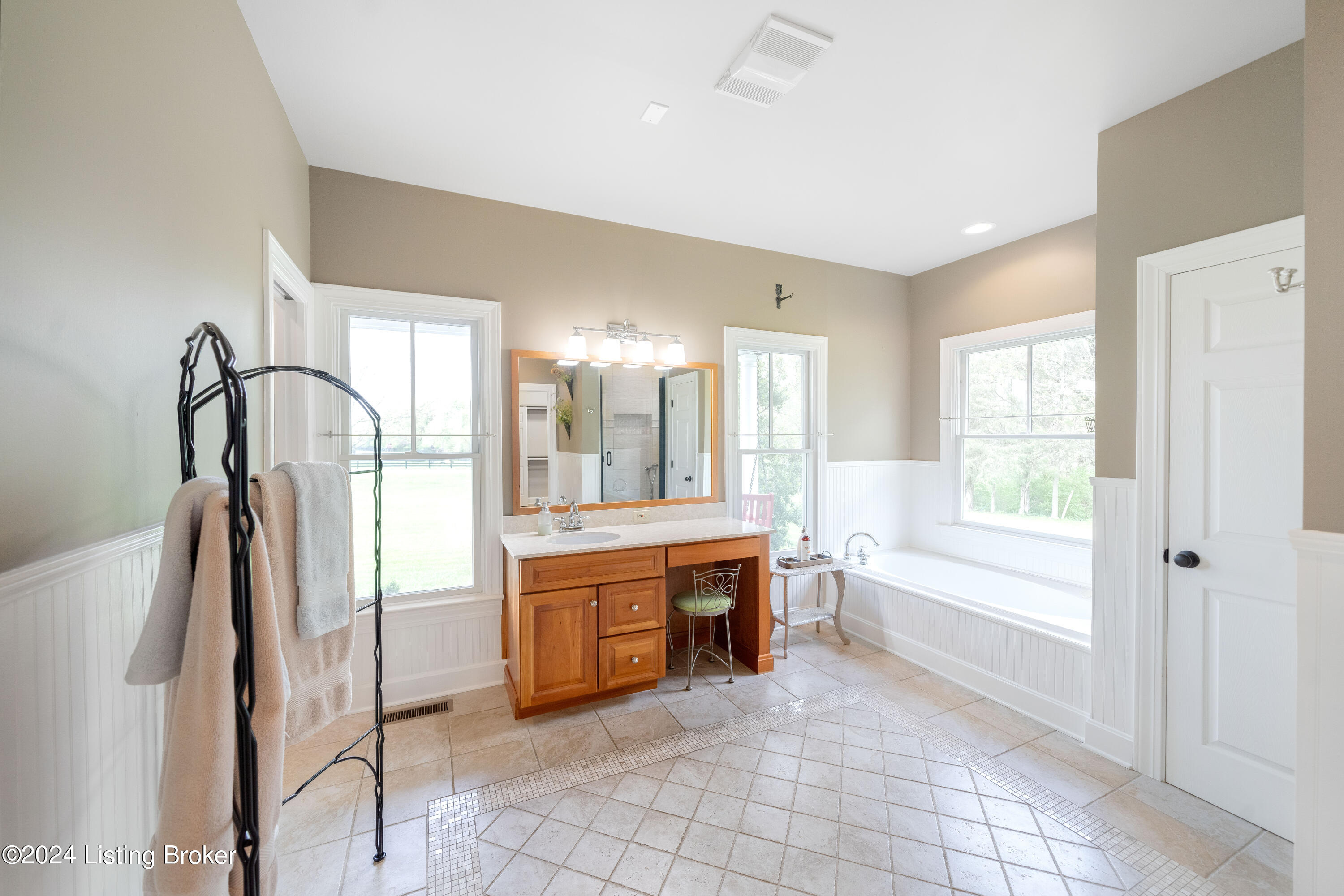 11309 Spring Hollow Ct