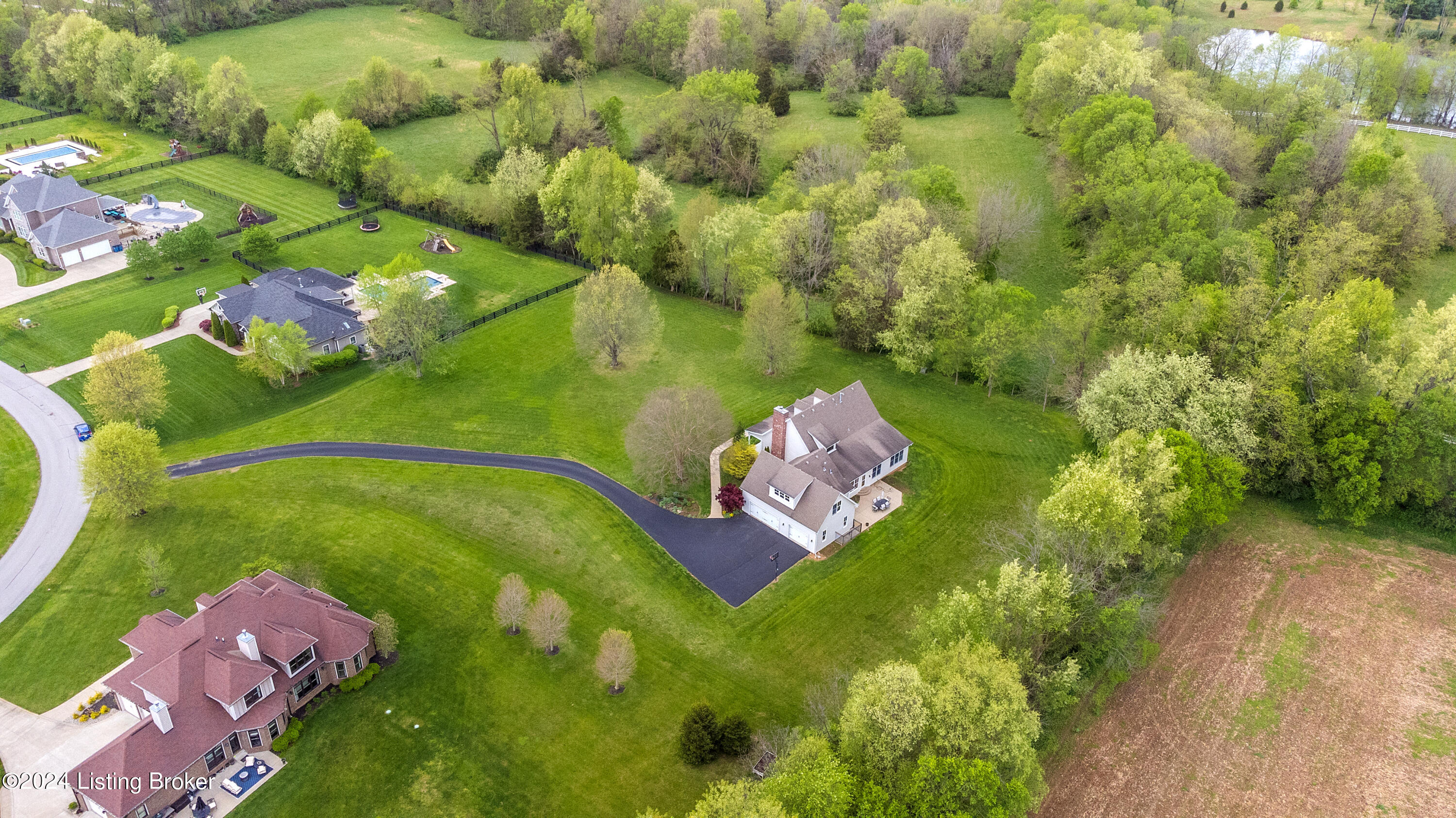 11309 Spring Hollow Ct