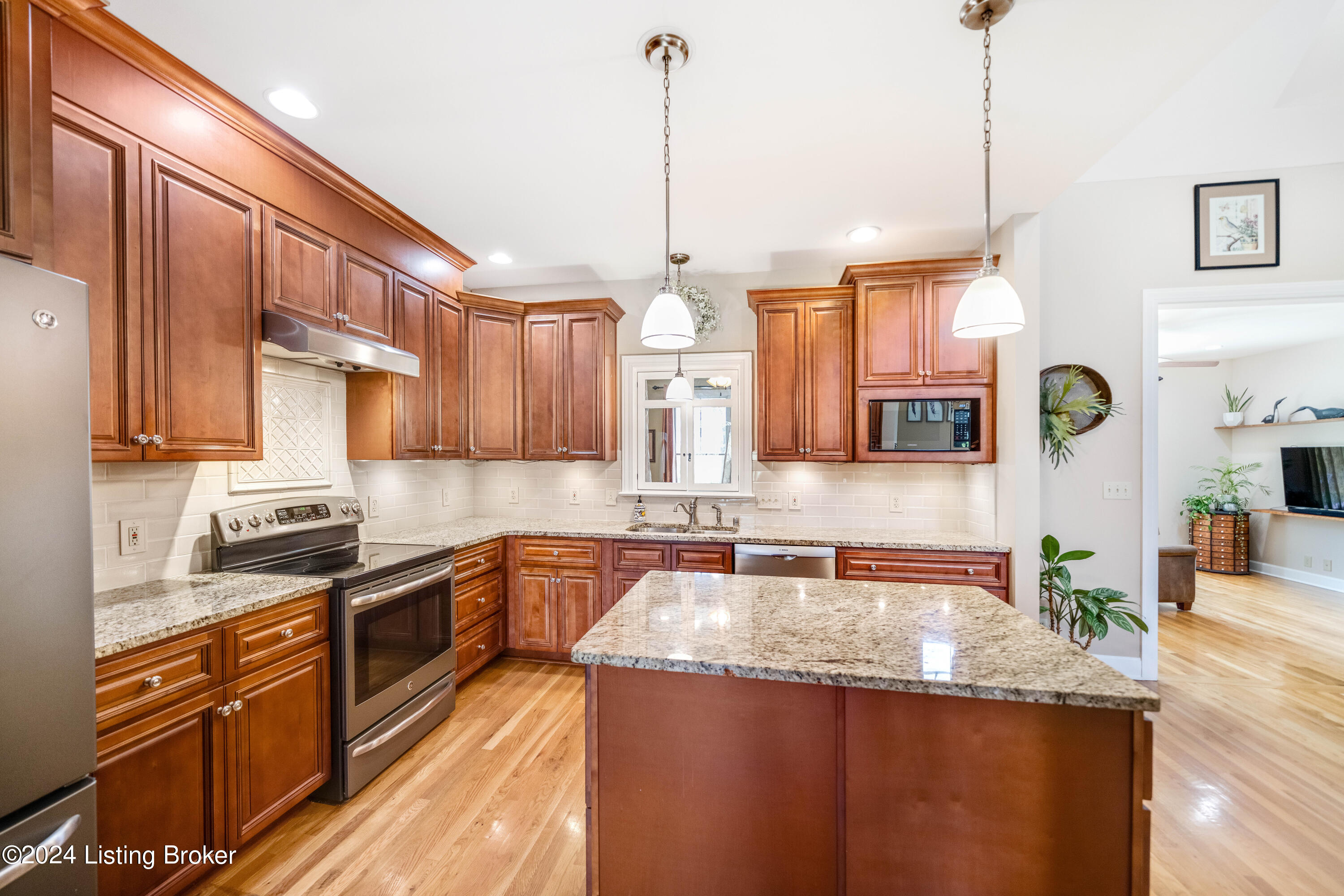 11309 Spring Hollow Ct