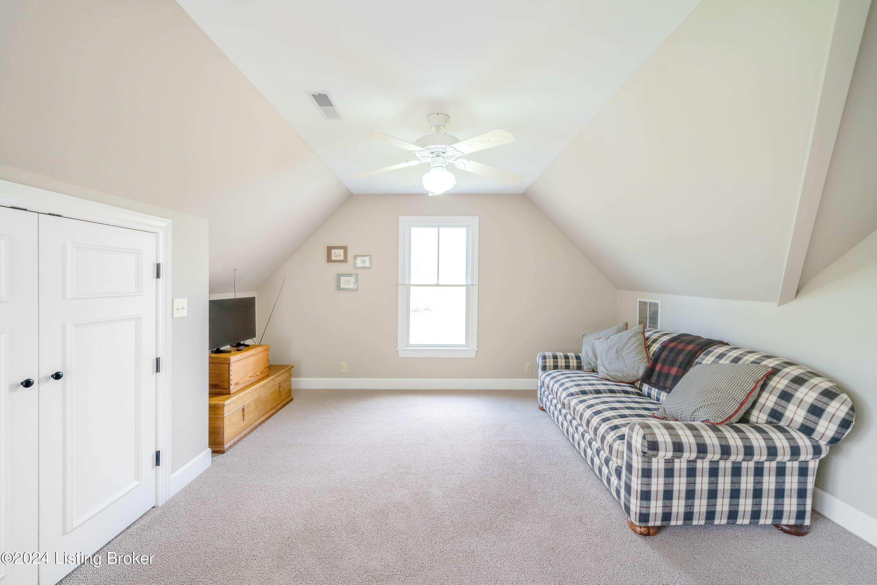 11309 Spring Hollow Ct
