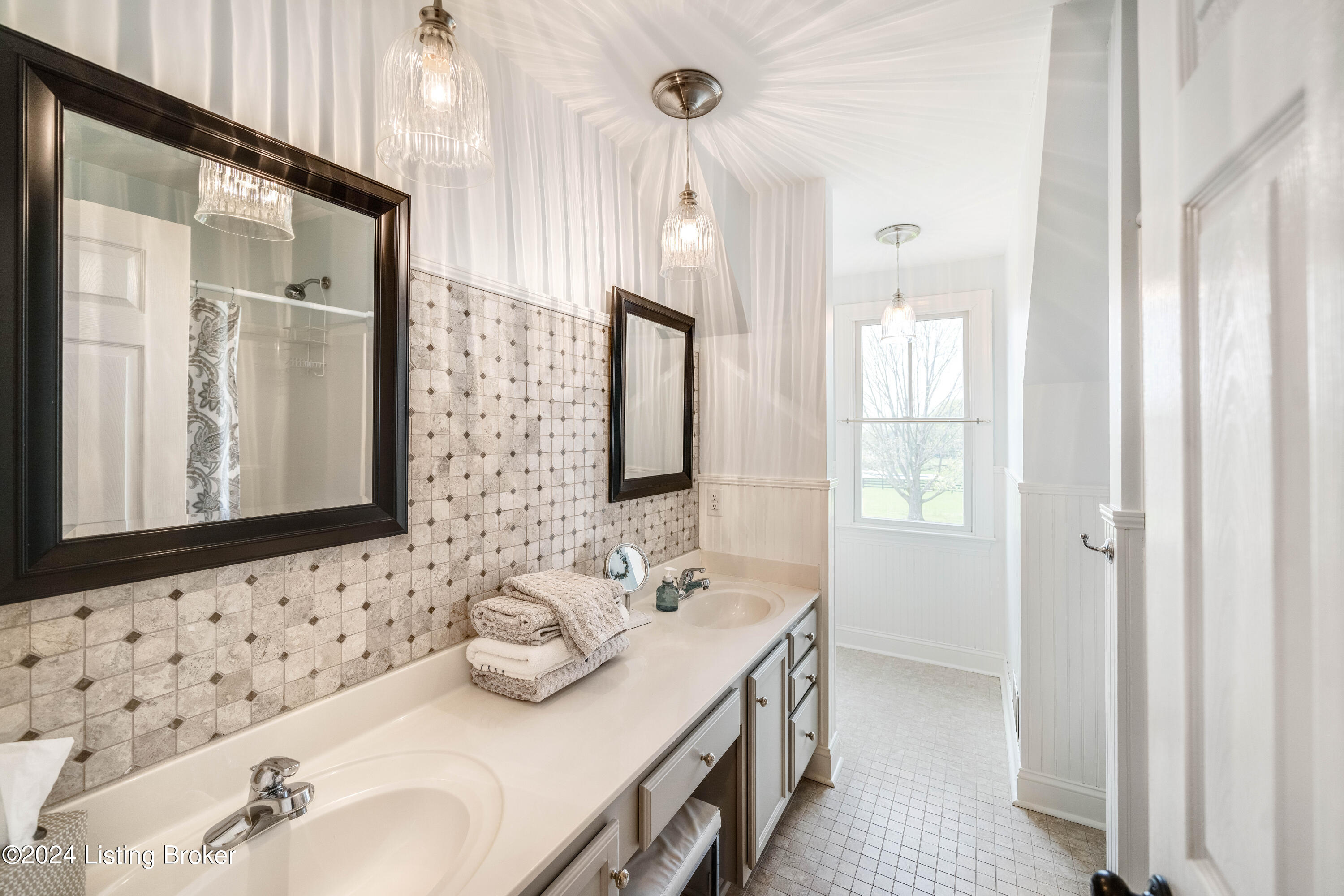 11309 Spring Hollow Ct