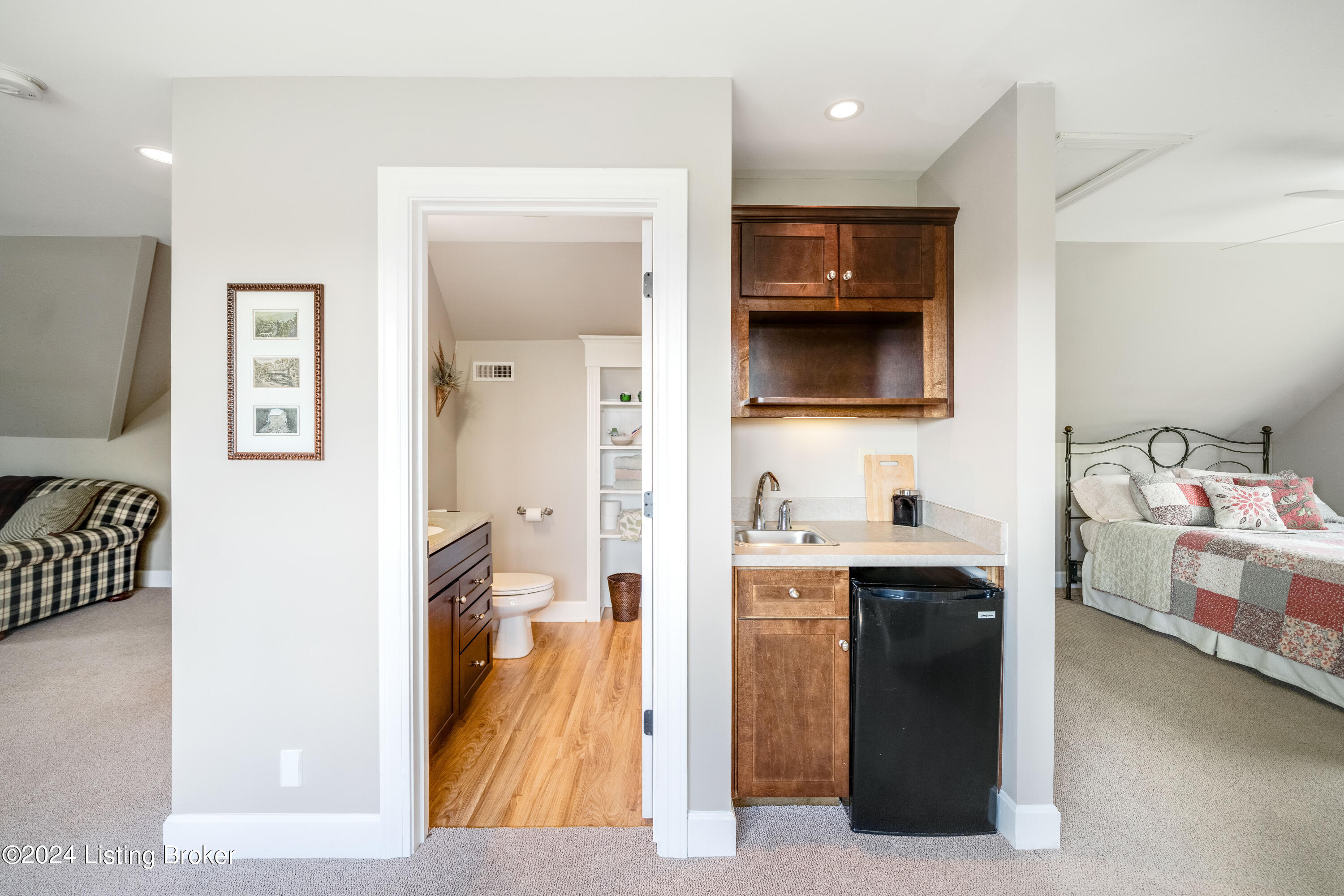 11309 Spring Hollow Ct