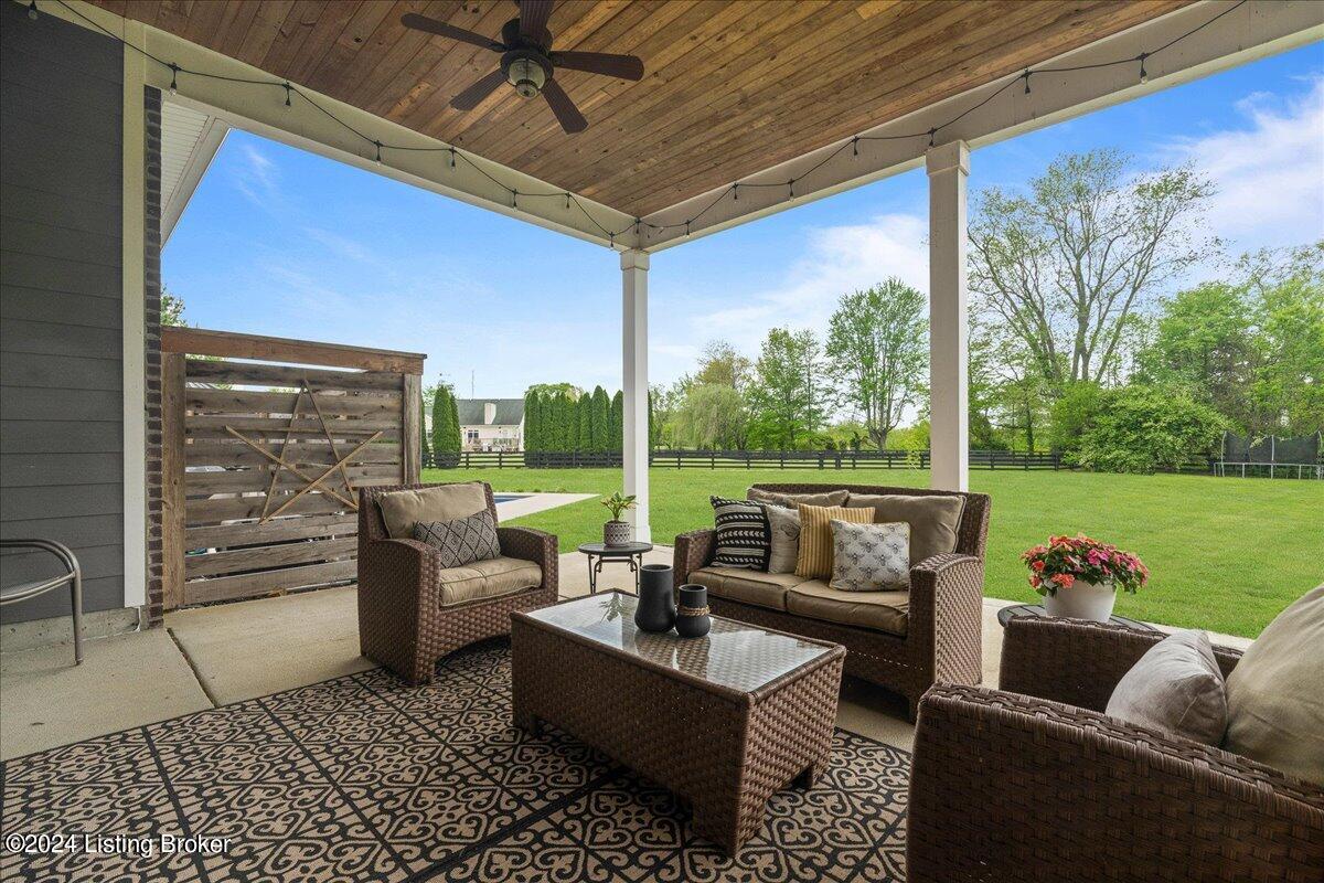 3112 School House Rd