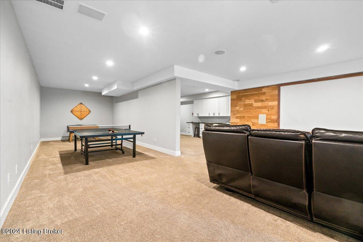 3112 School House Rd