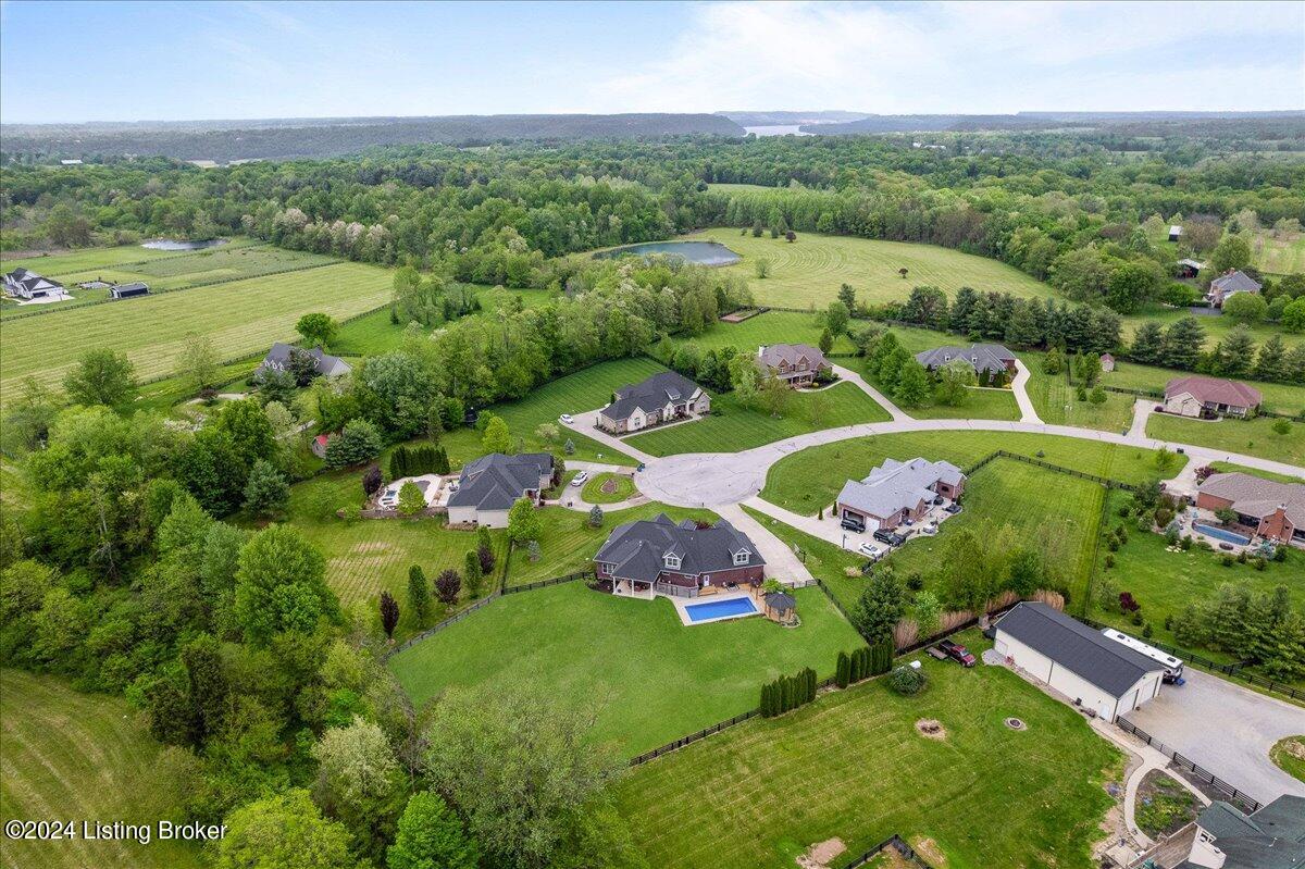 3112 School House Rd