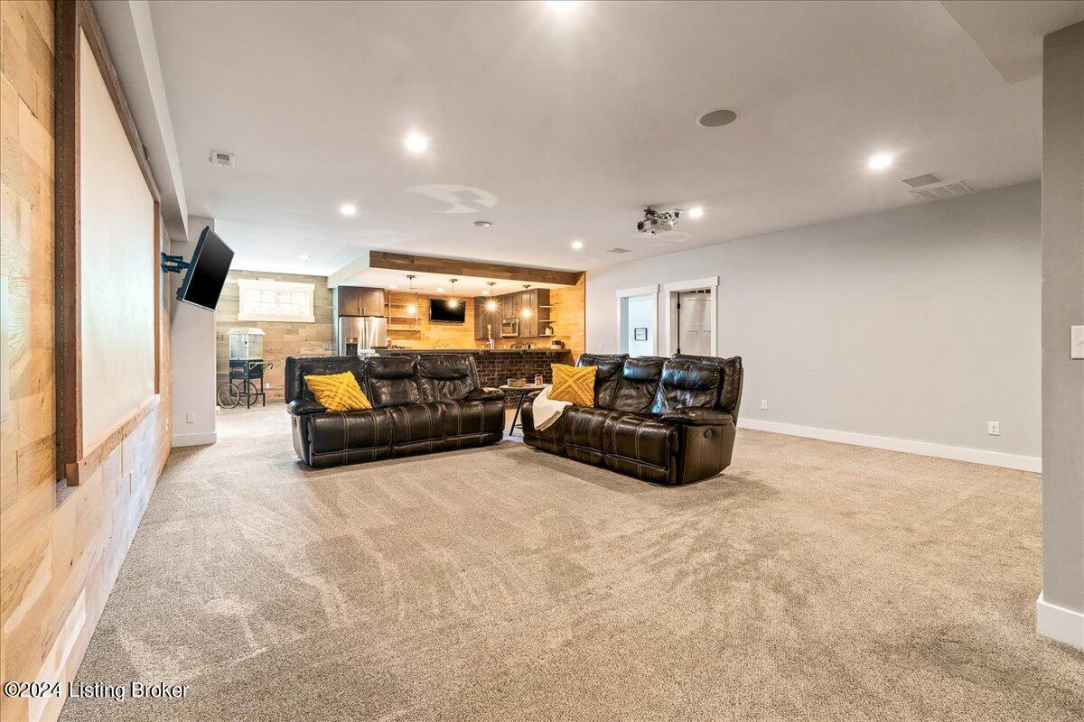3112 School House Rd