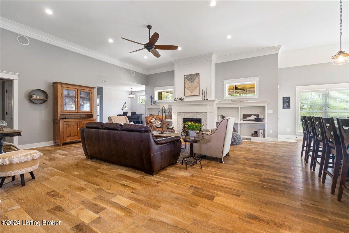 3112 School House Rd