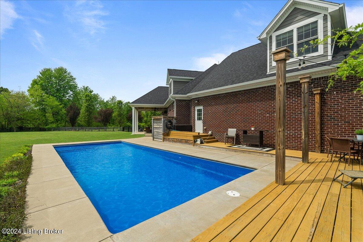 3112 School House Rd