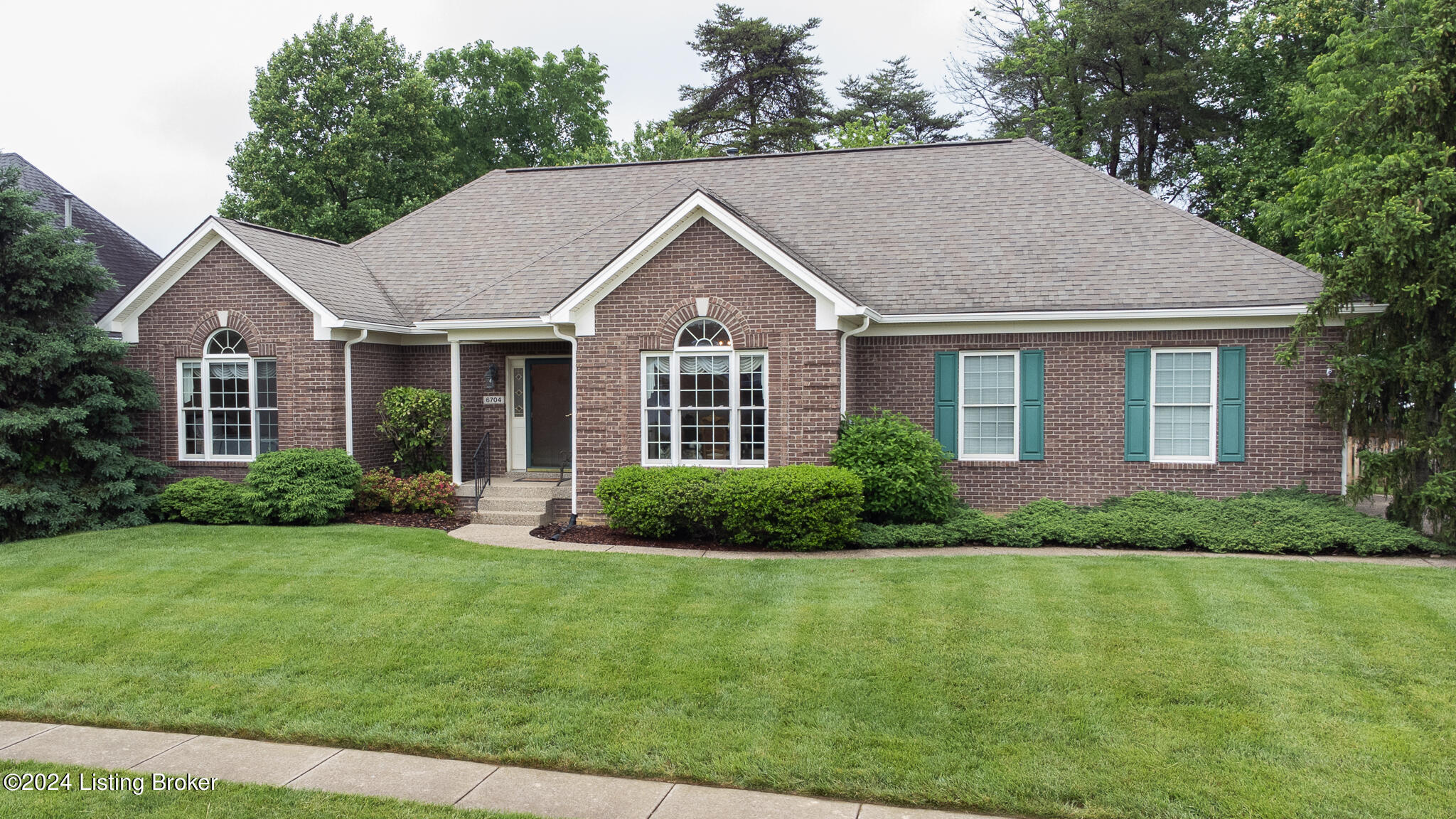 6704 Poplar Forest Ln
