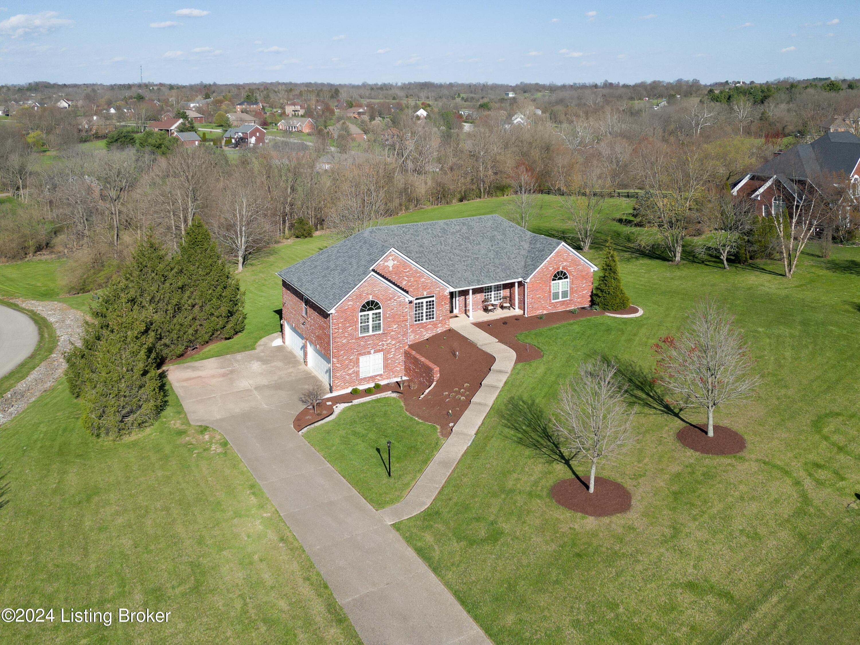 4001 Lake Ridge Way