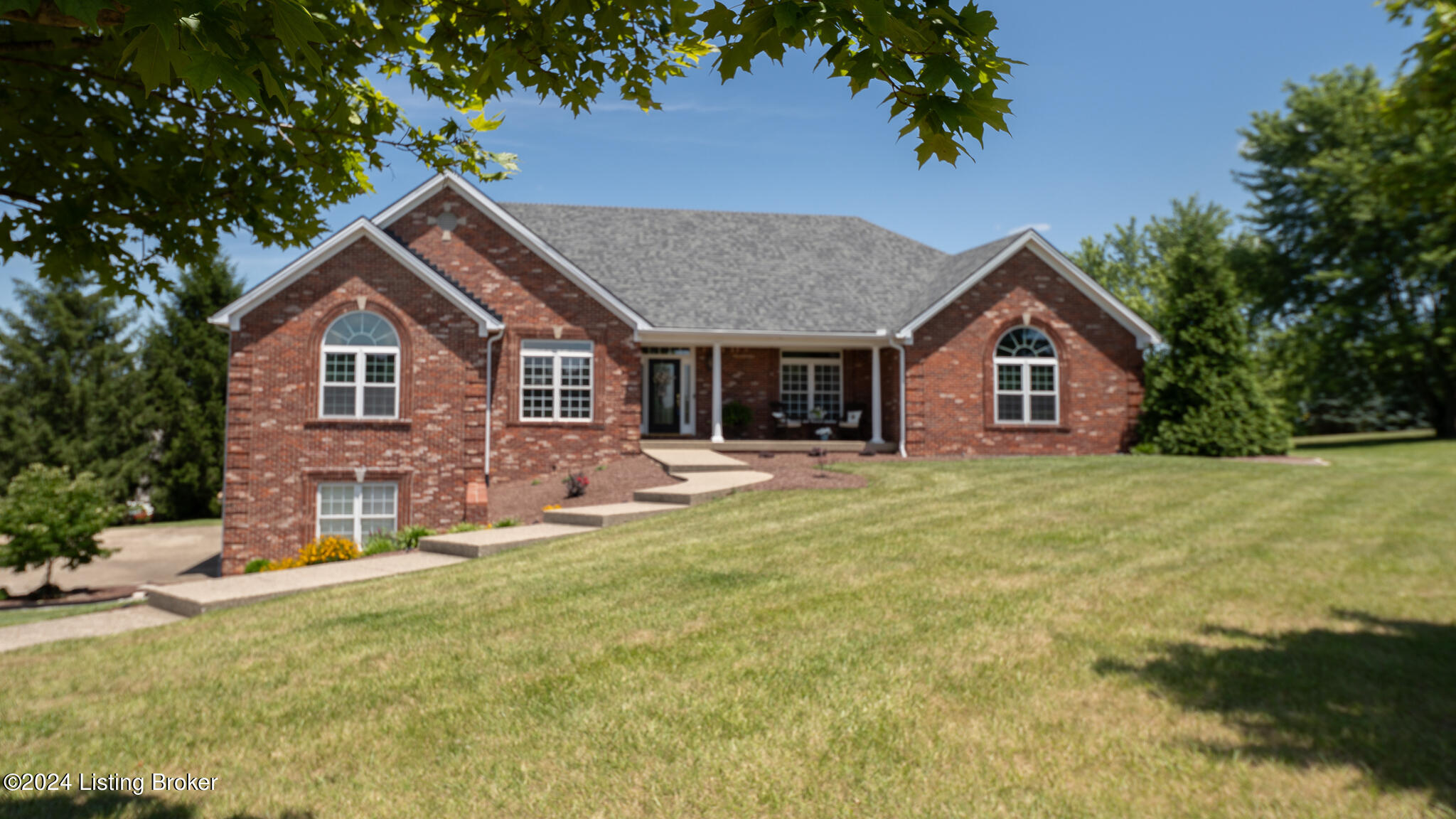 4001 Lake Ridge Way