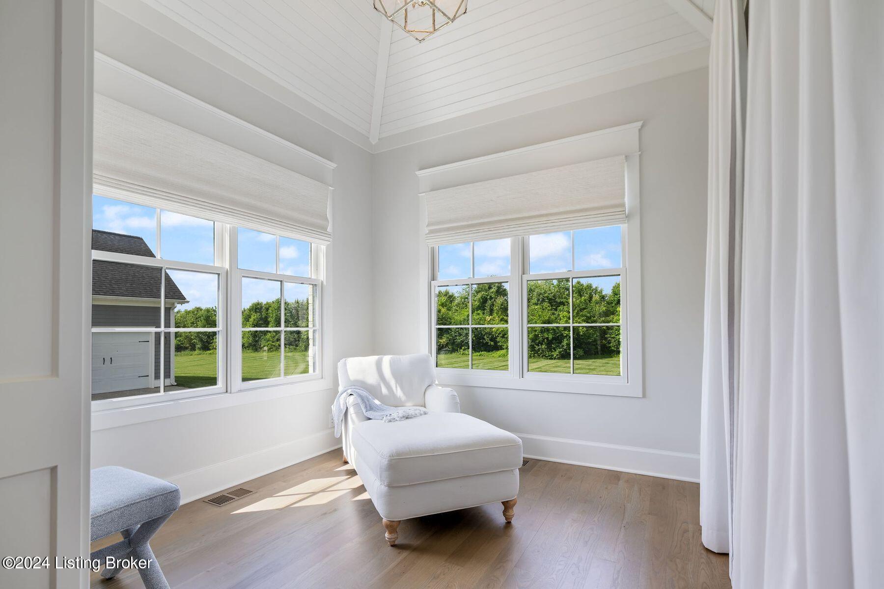 12420 Poplar Woods Dr