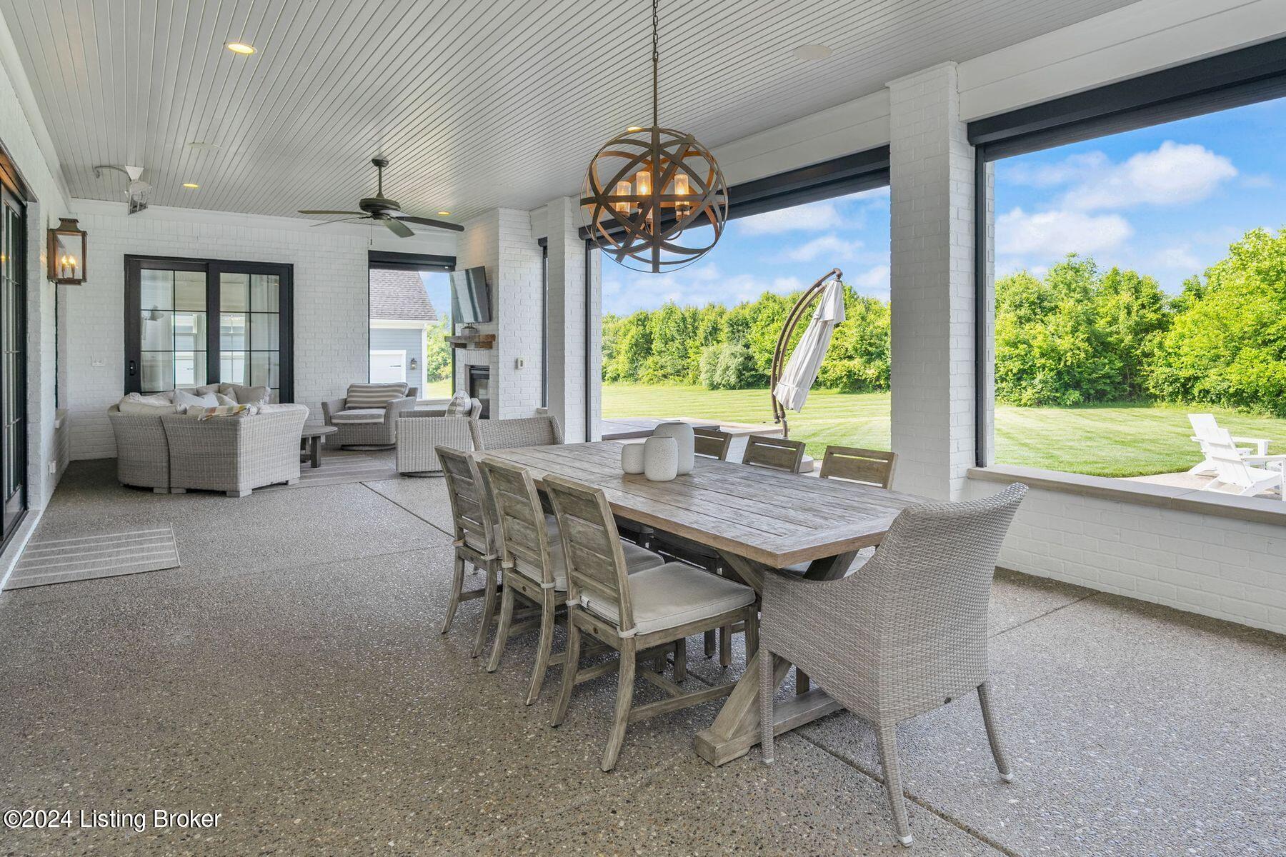 12420 Poplar Woods Dr