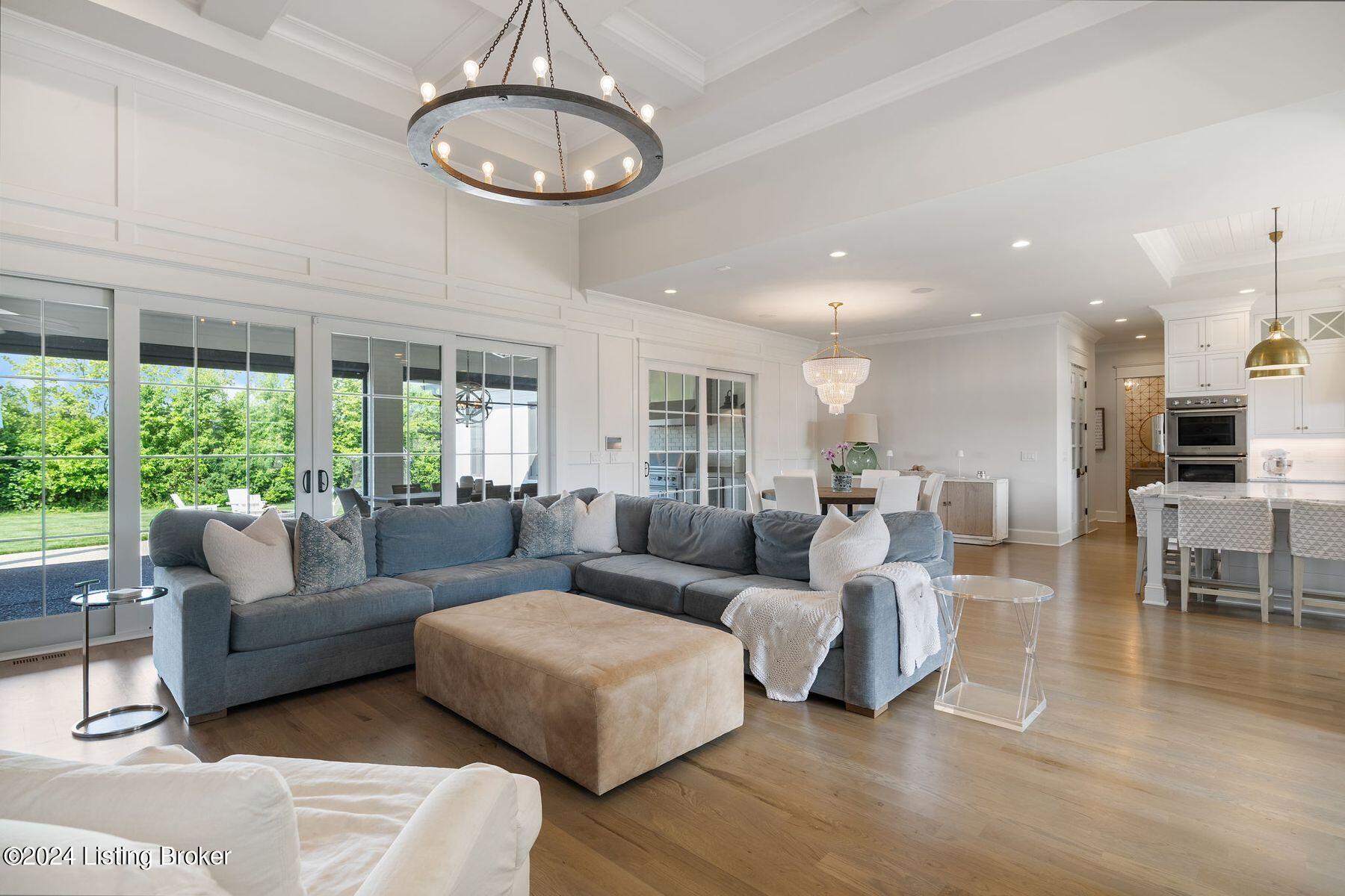 12420 Poplar Woods Dr