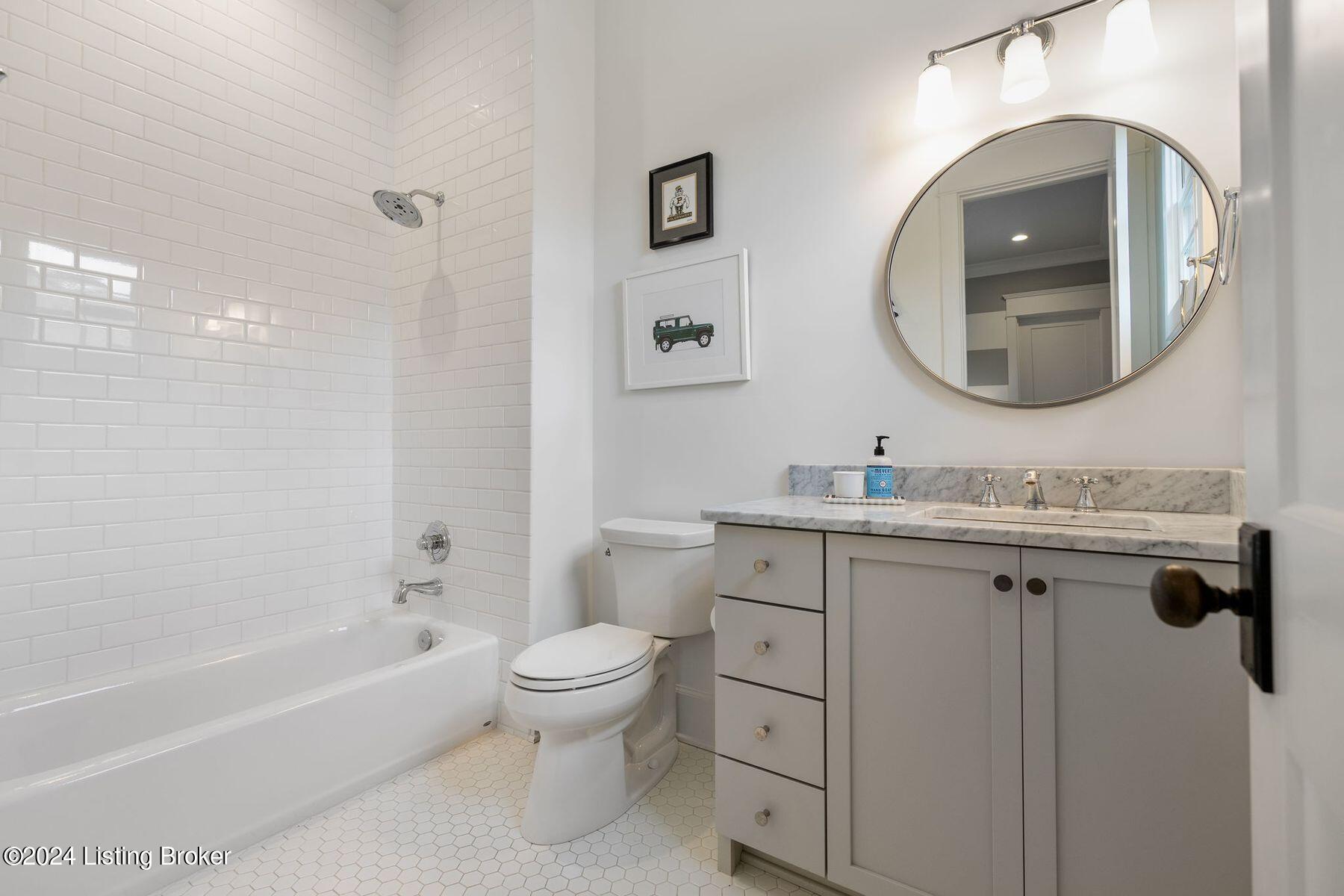 12420 Poplar Woods Dr