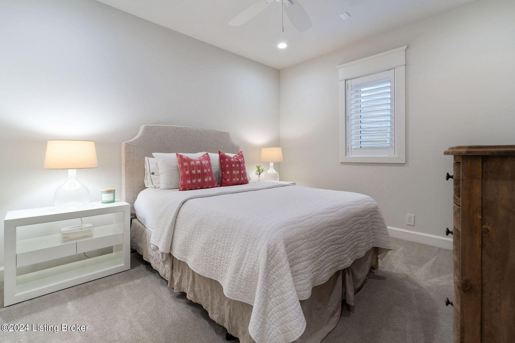 12420 Poplar Woods Dr