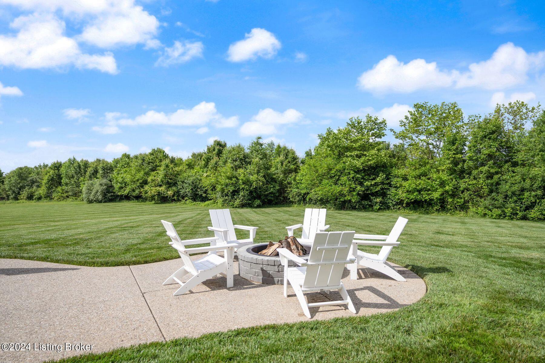 12420 Poplar Woods Dr