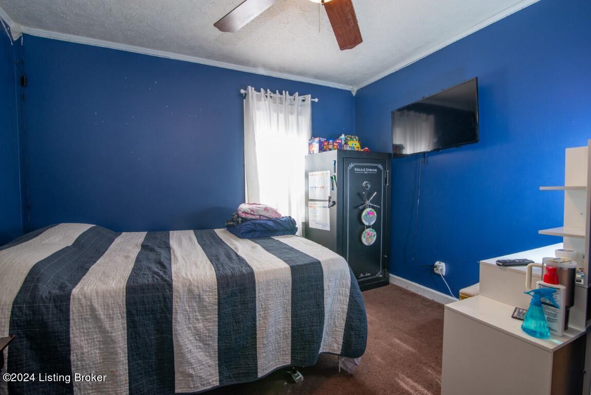 1600 Lou Gene Ave
