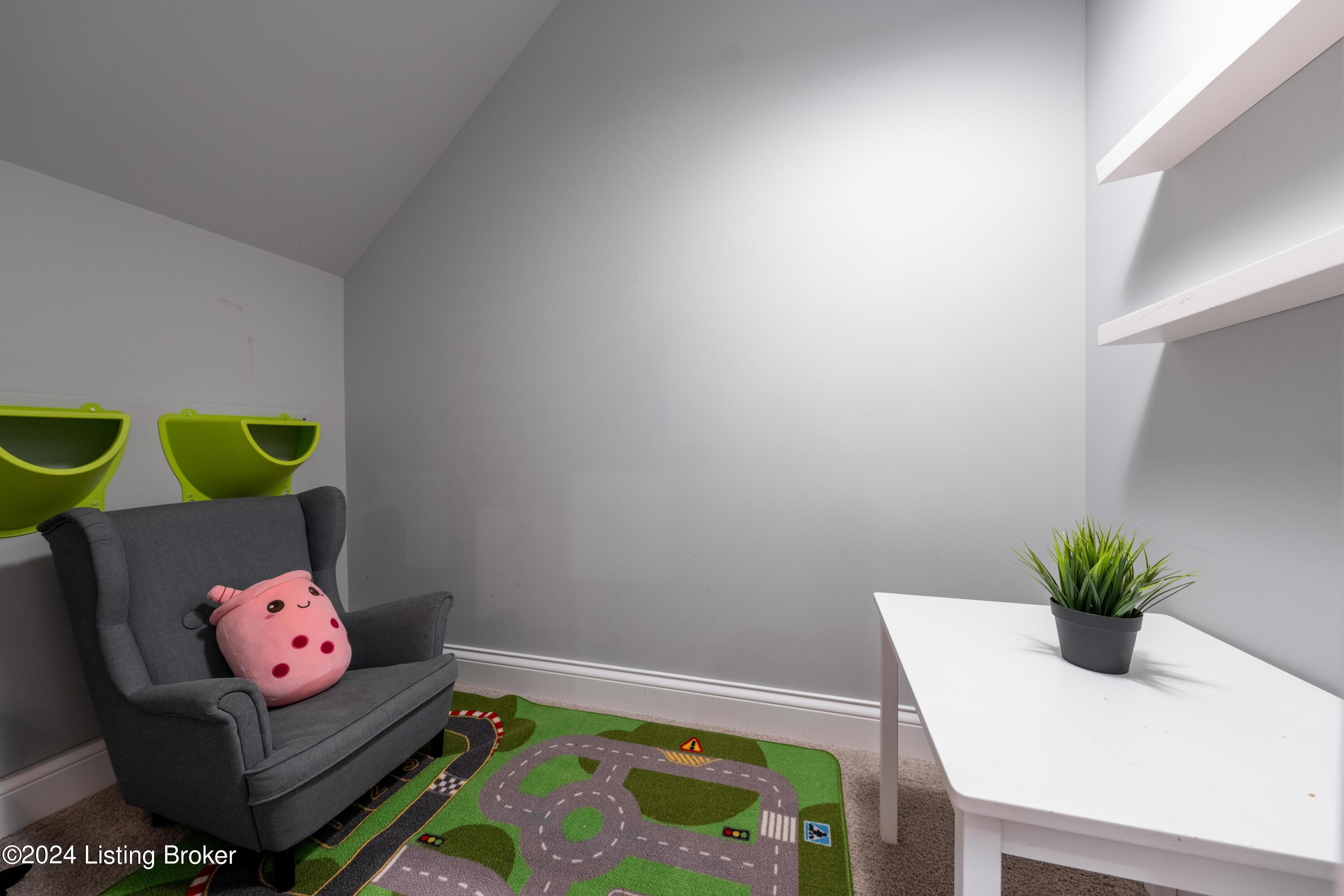 6143 Mistflower Cir
