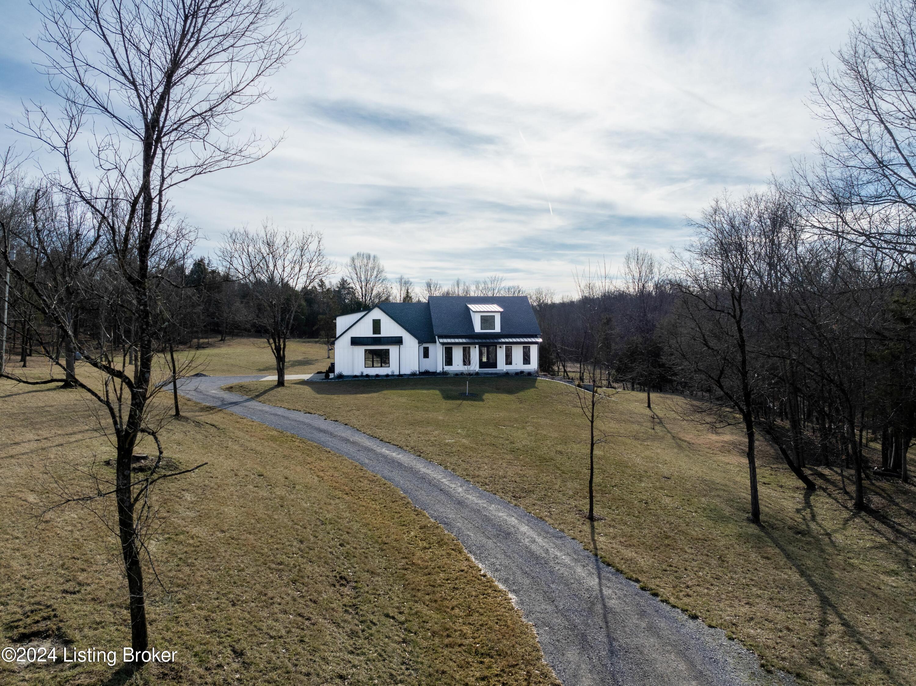 8316 Old Heady Rd