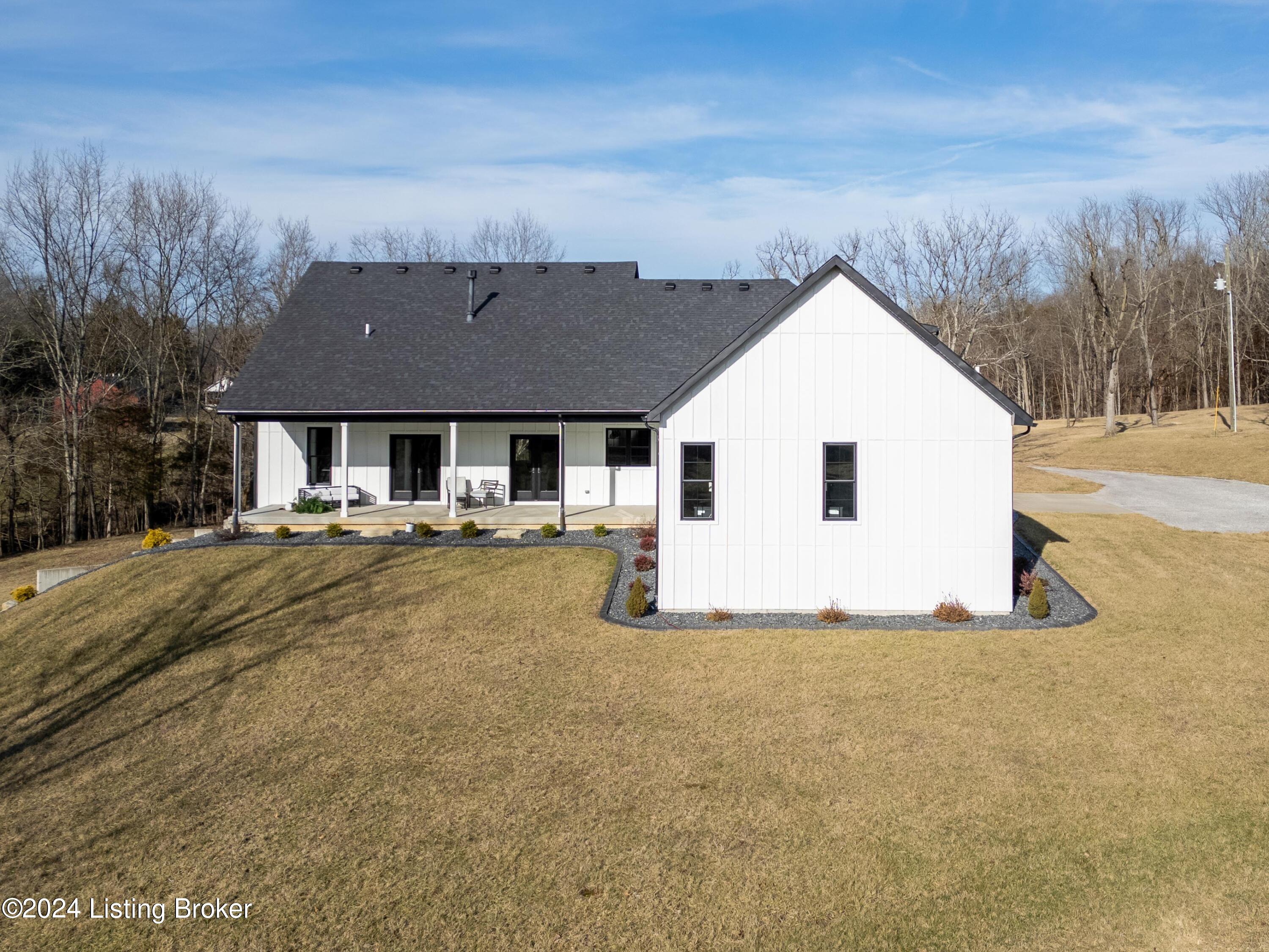 8316 Old Heady Rd