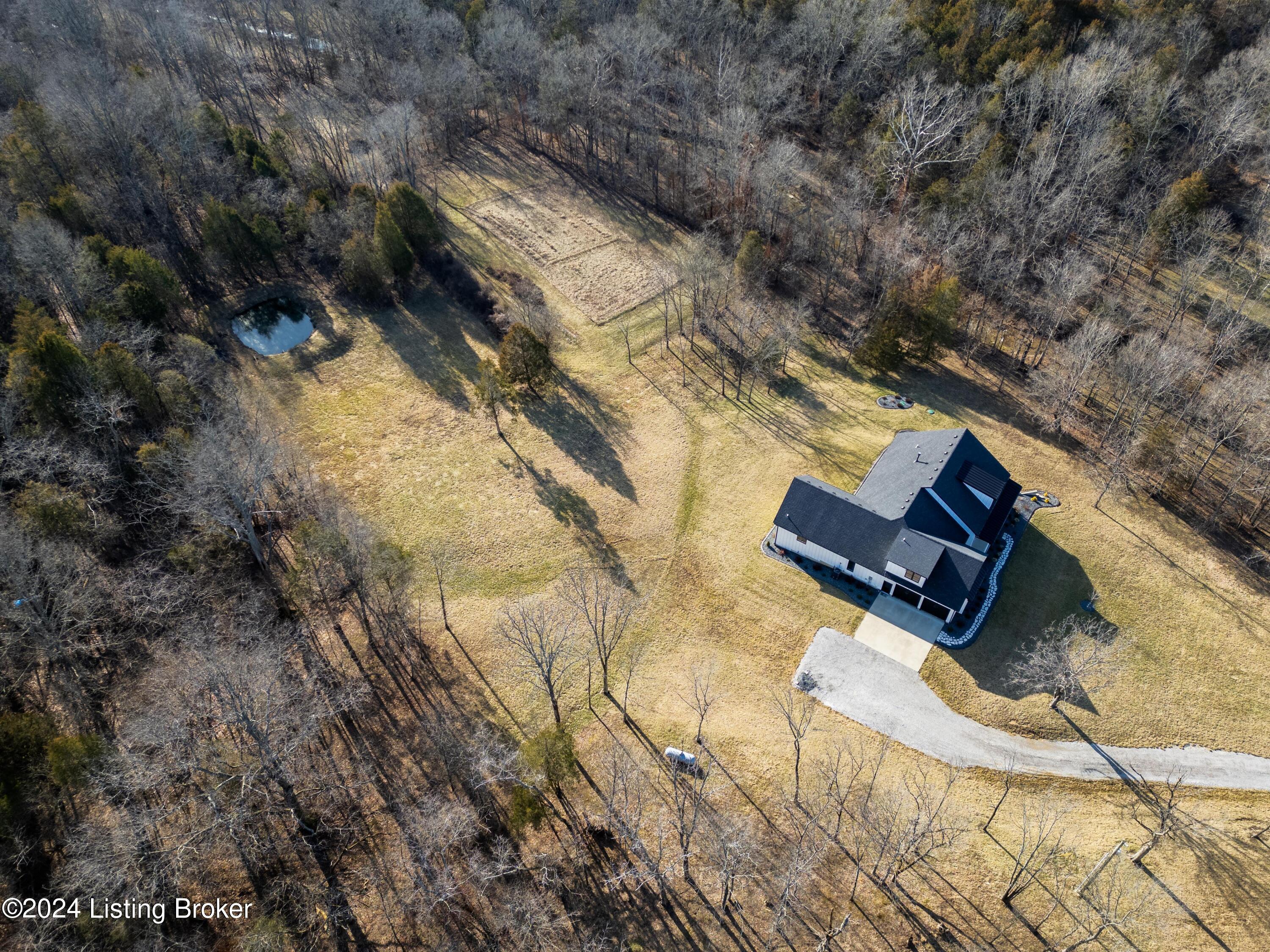8316 Old Heady Rd