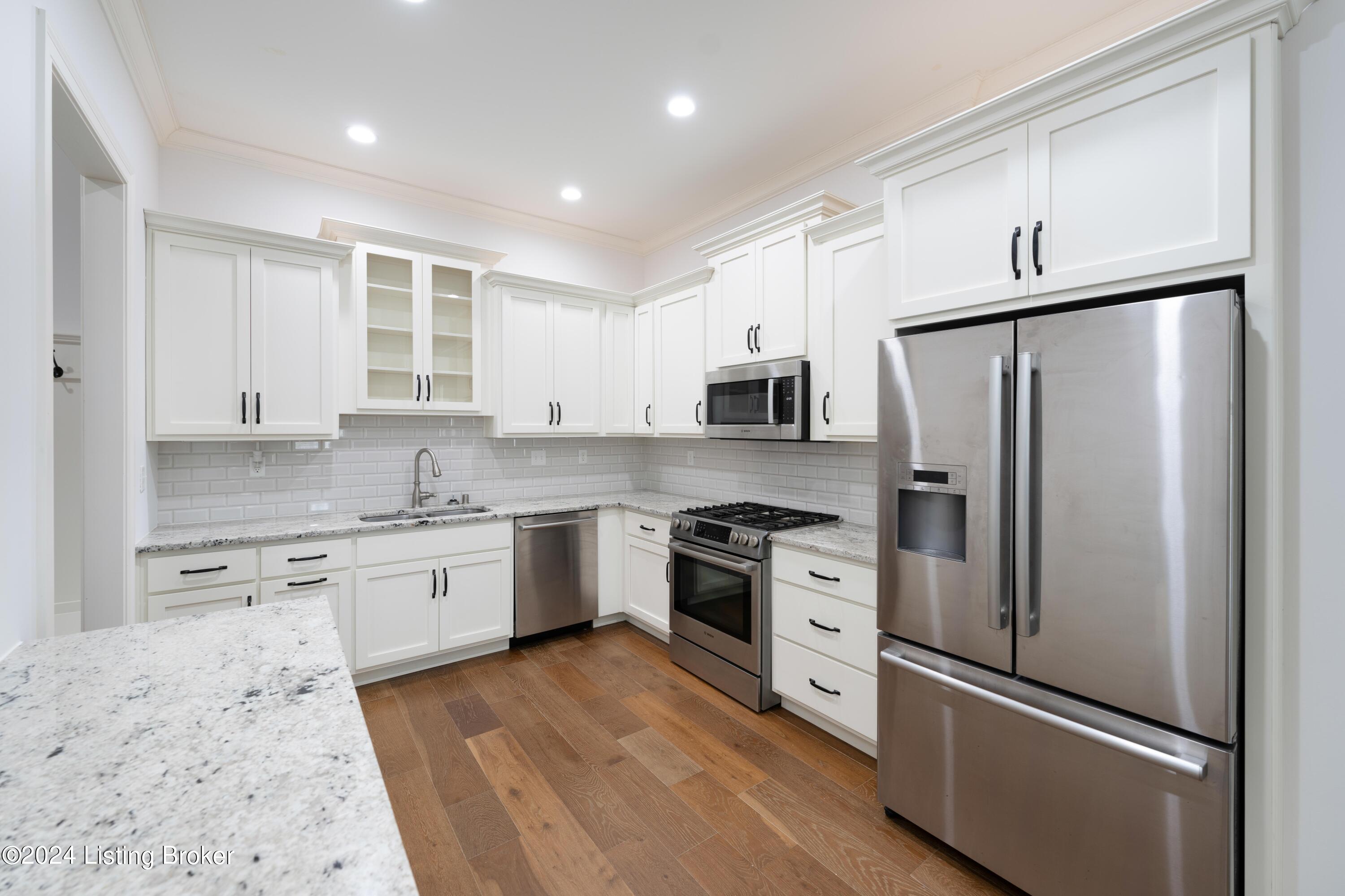 6326 Mistflower Cir