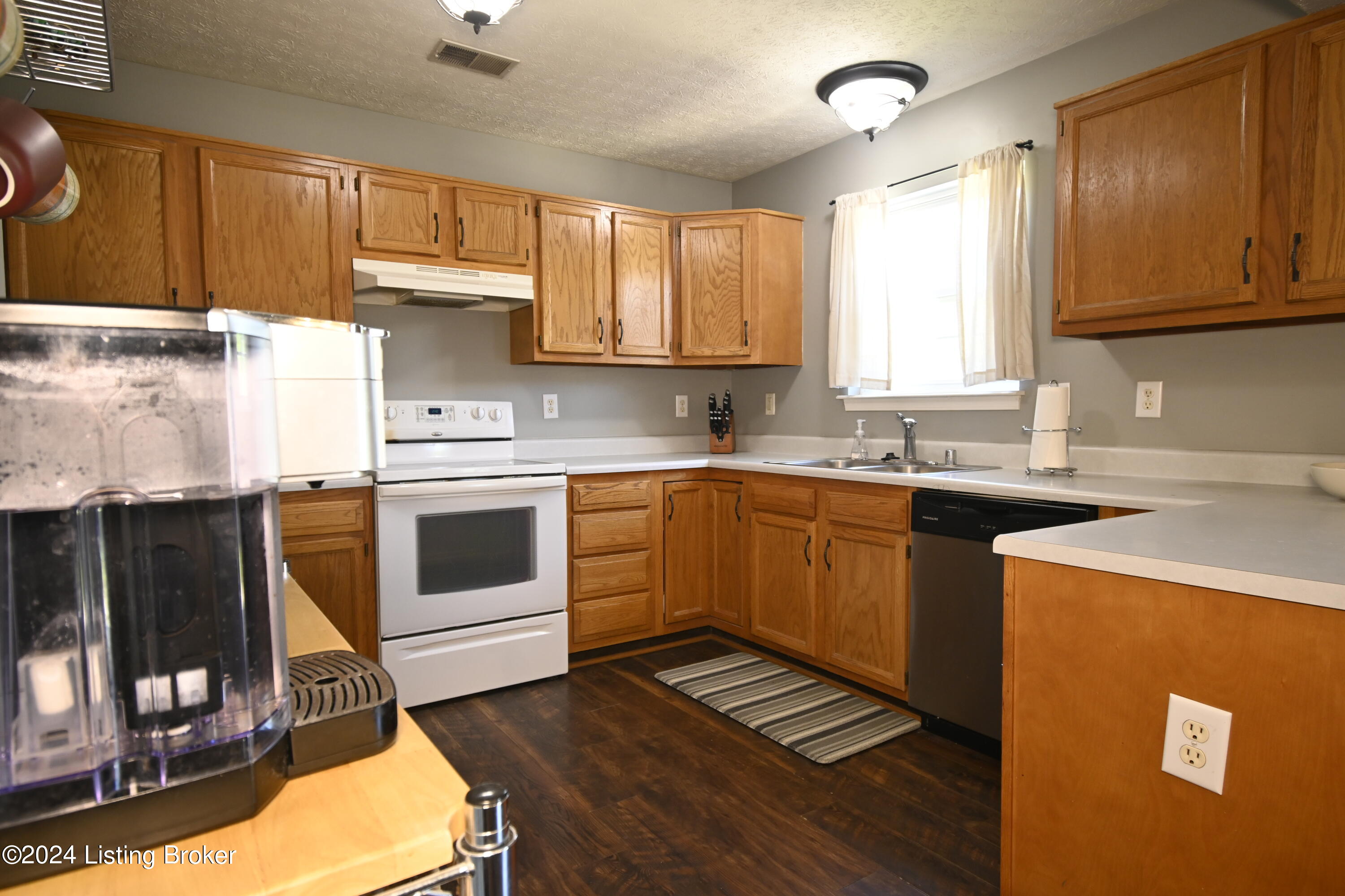 1107 Old Hickory Ct