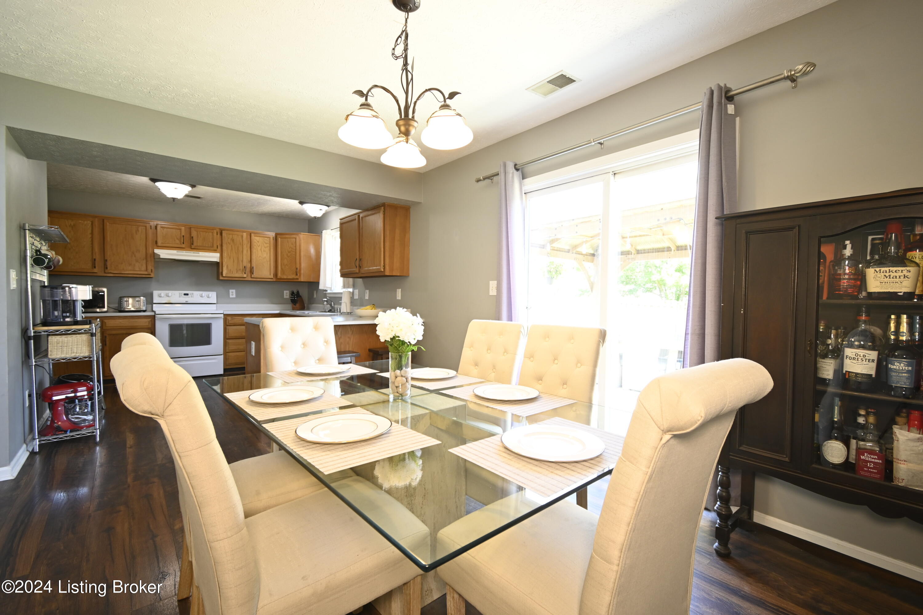 1107 Old Hickory Ct