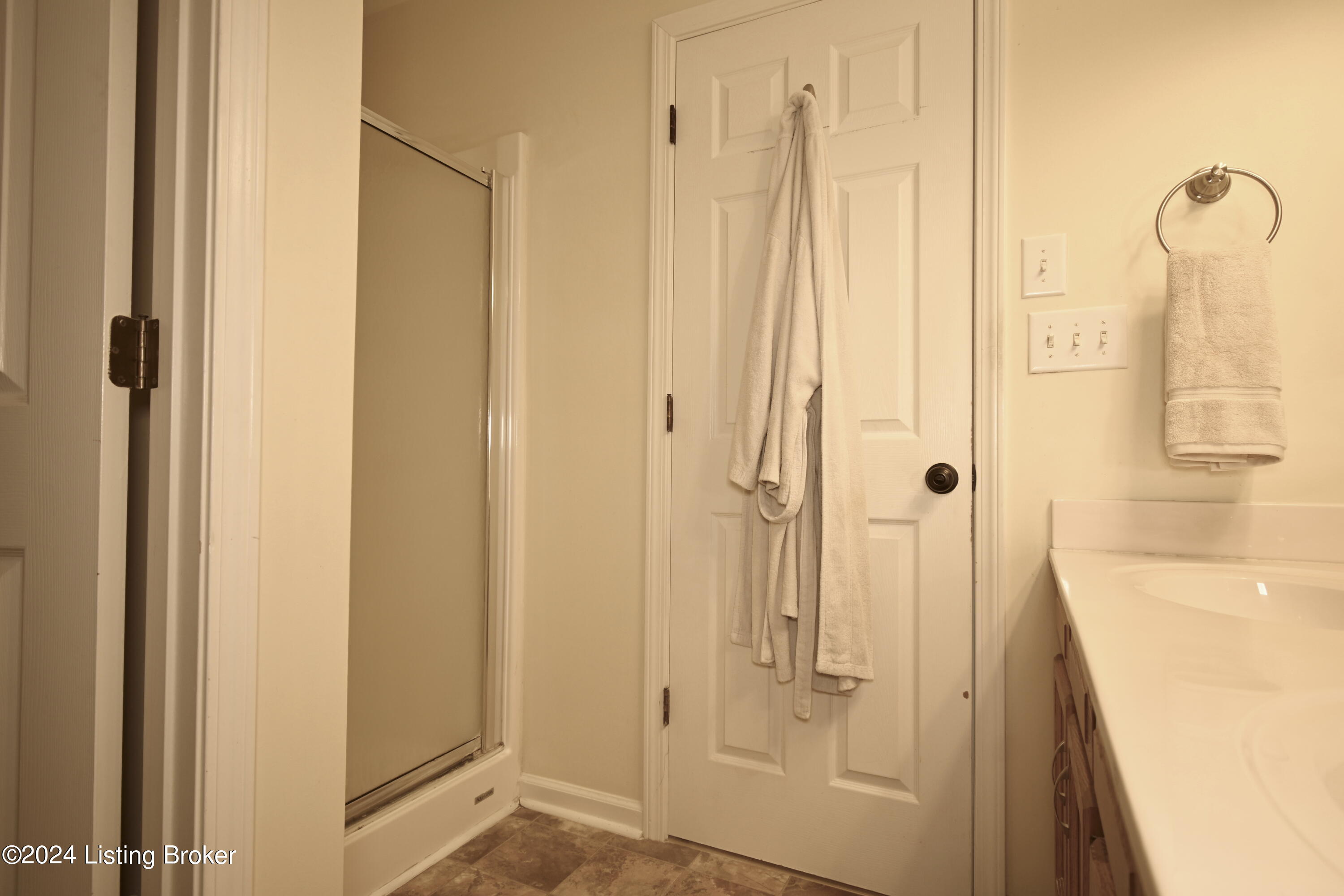 1107 Old Hickory Ct