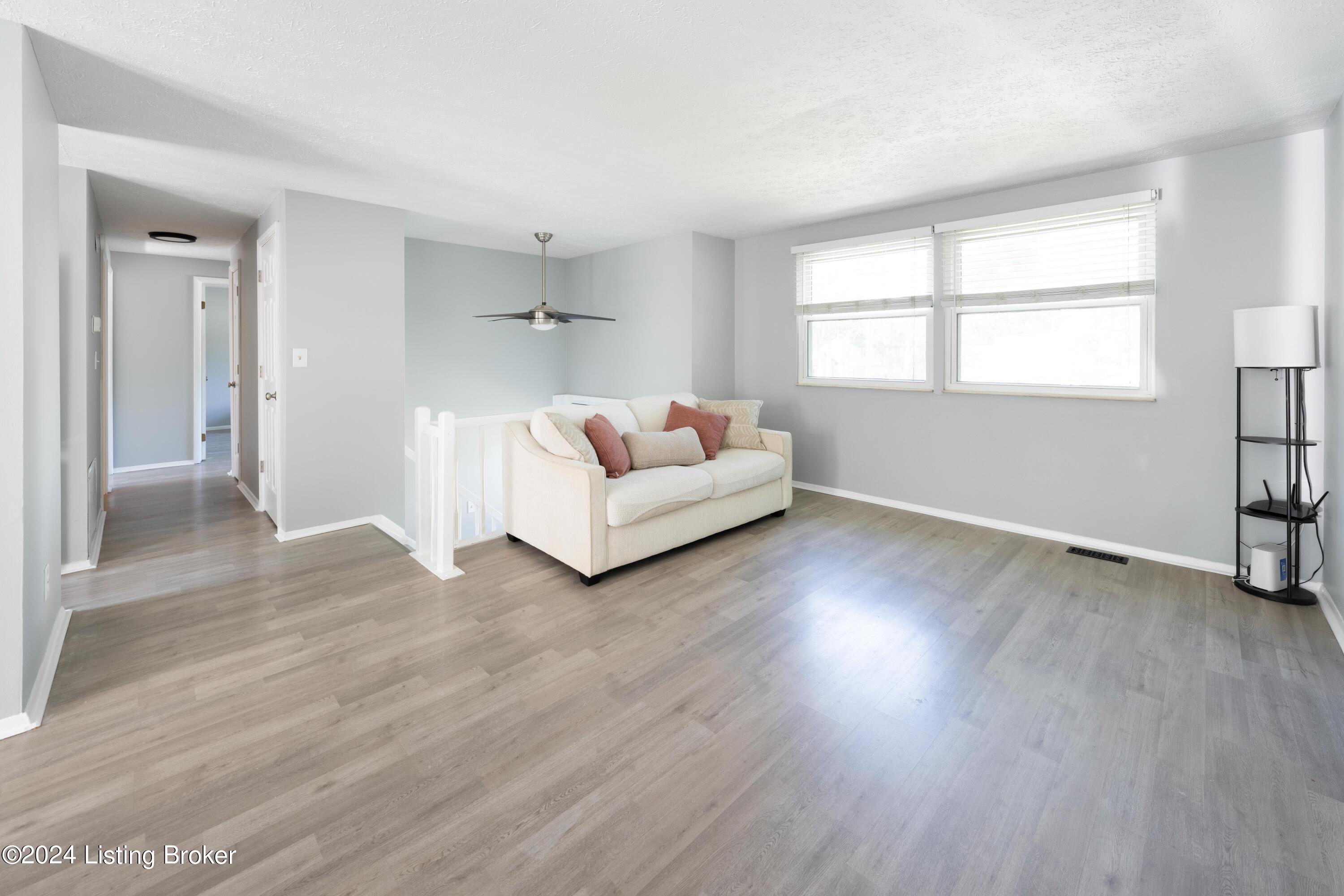 4707 Lunenburg Dr