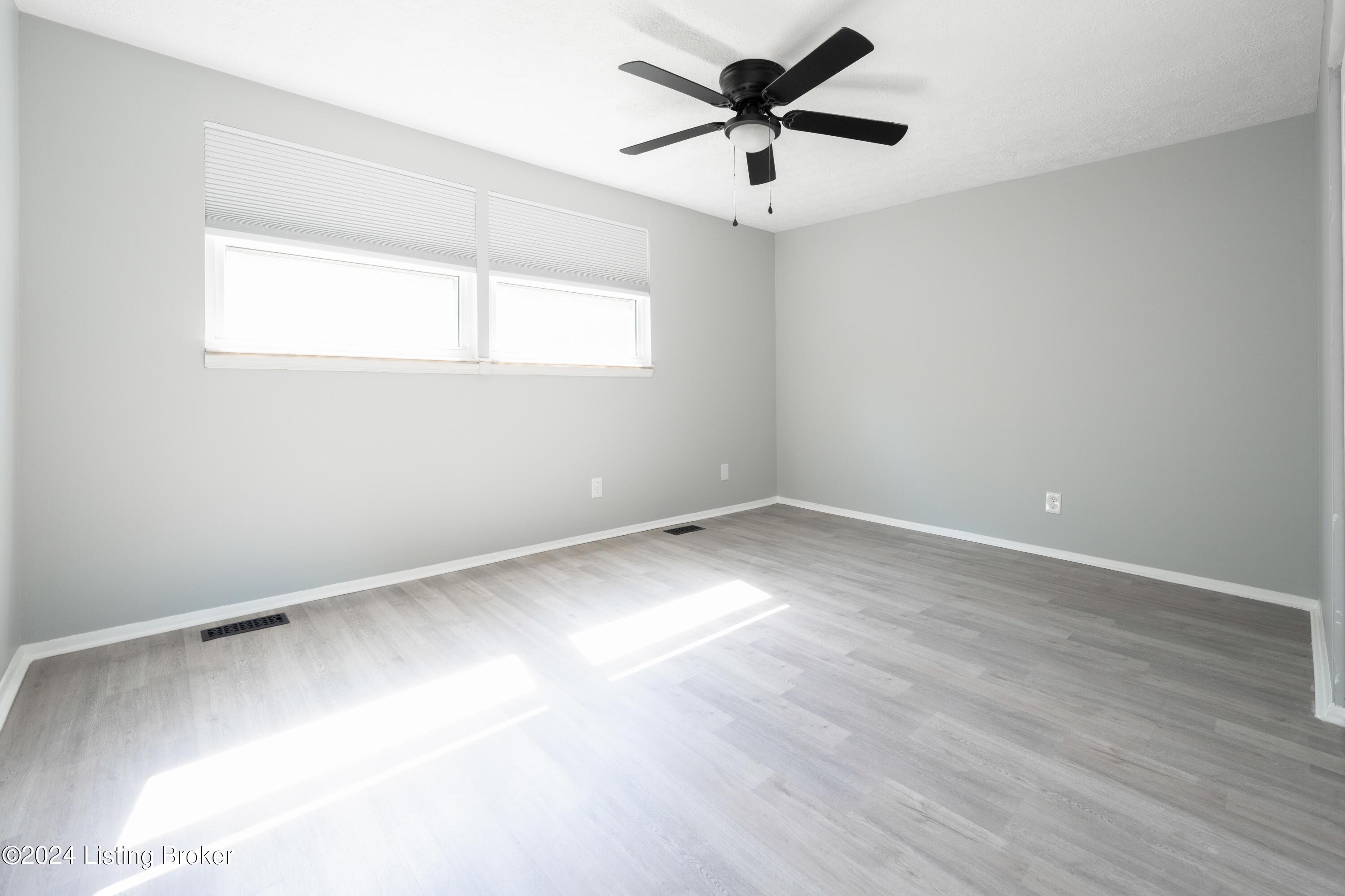 4707 Lunenburg Dr