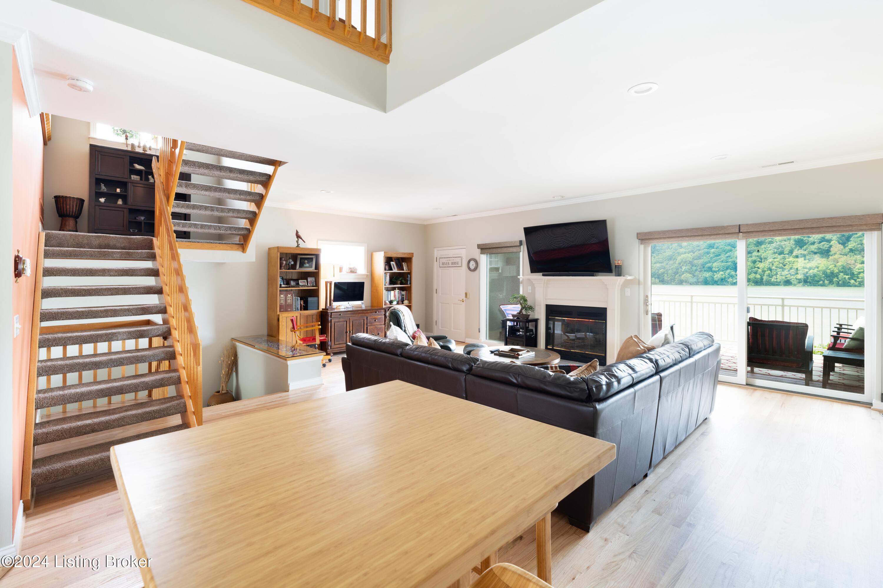 1604 Victory Ct