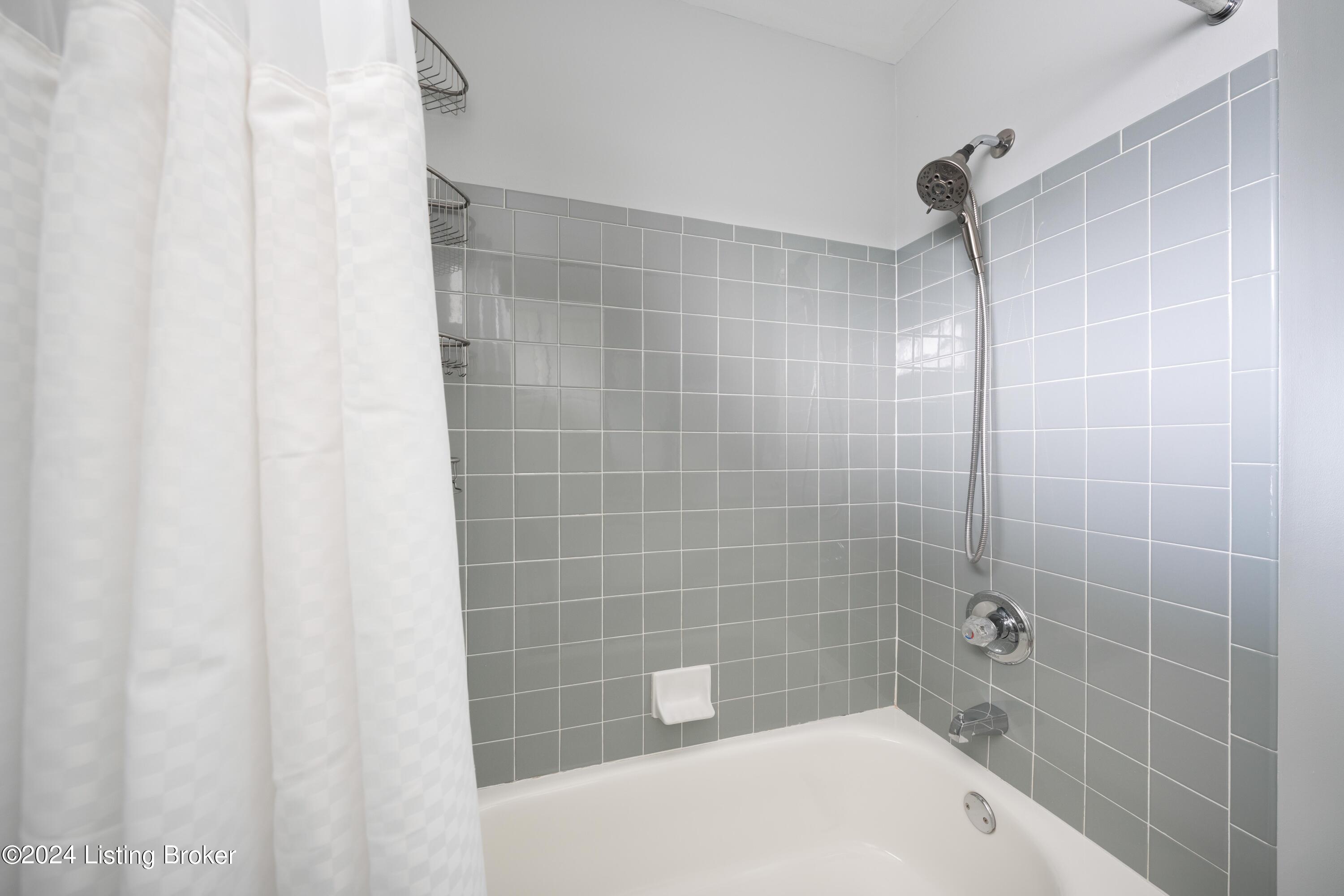 1604 Victory Ct