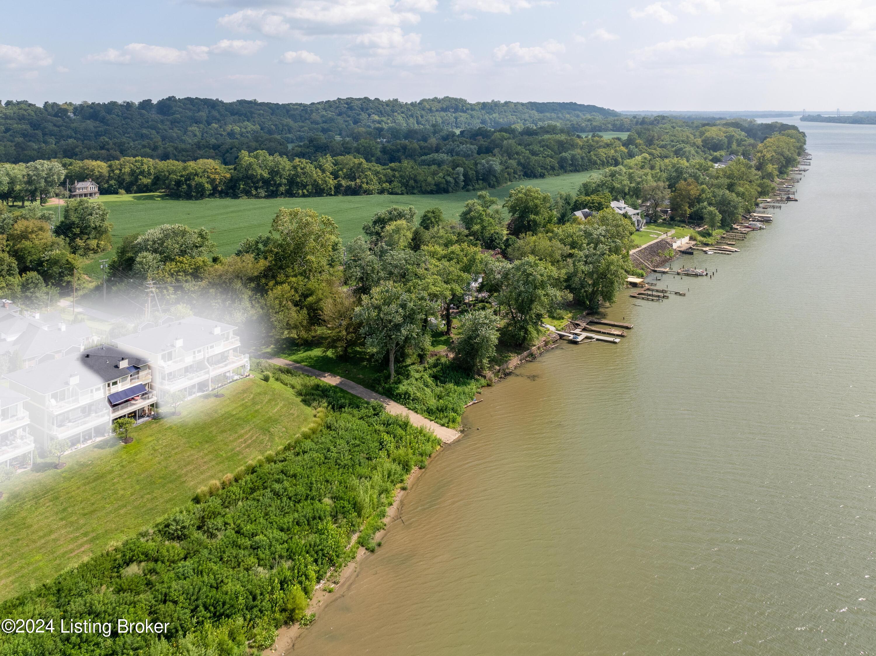 1604 Victory Ct