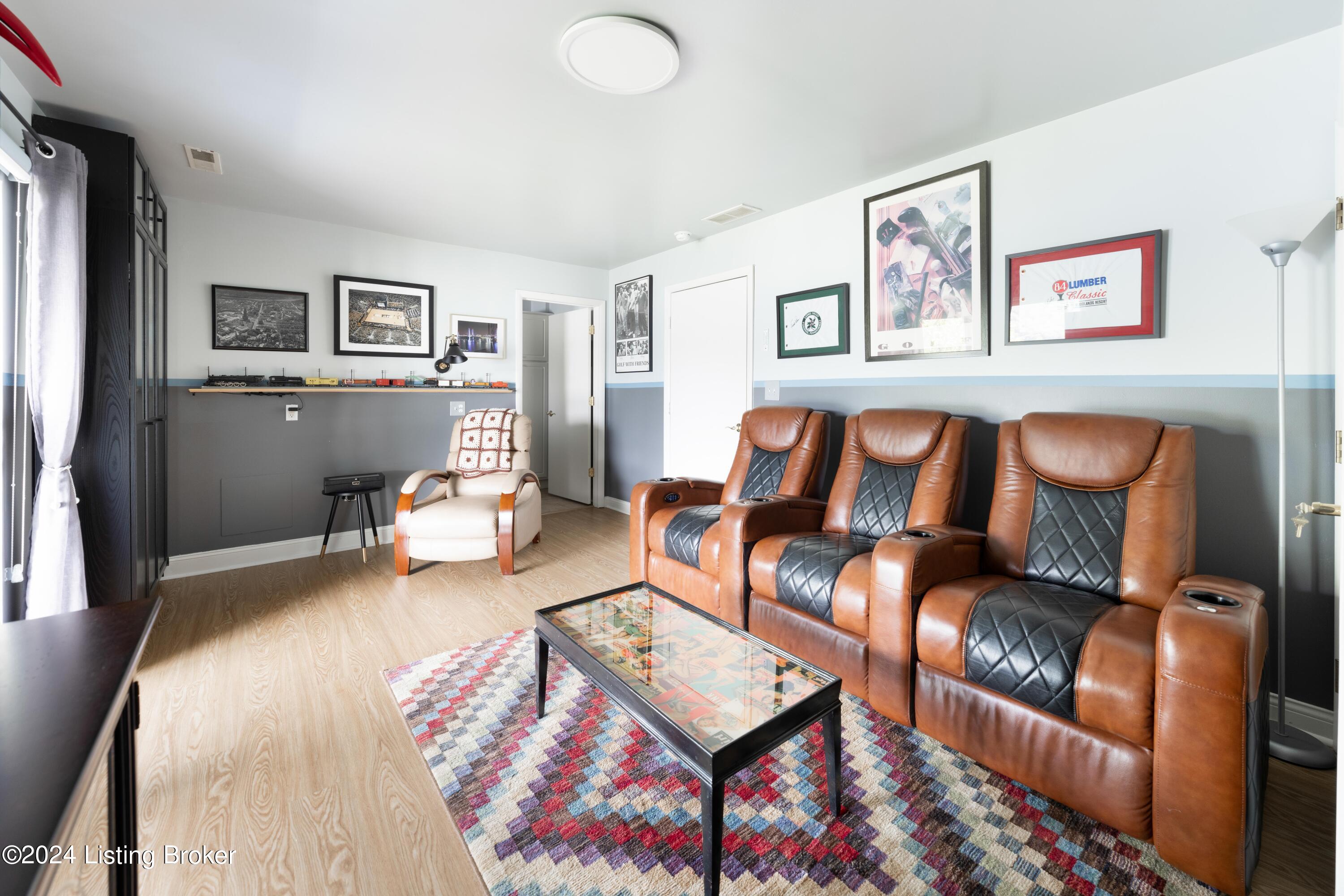 1604 Victory Ct