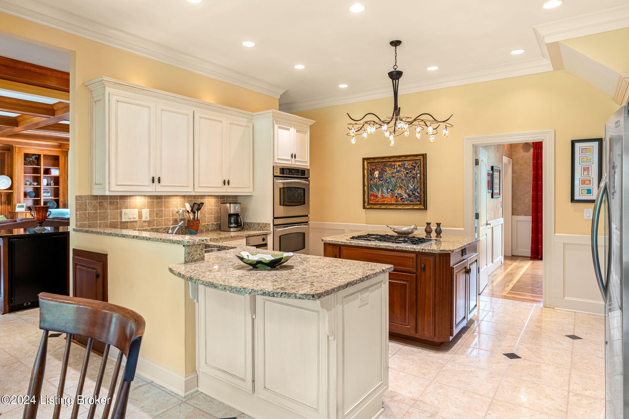 1001 Anchorage Woods Cir