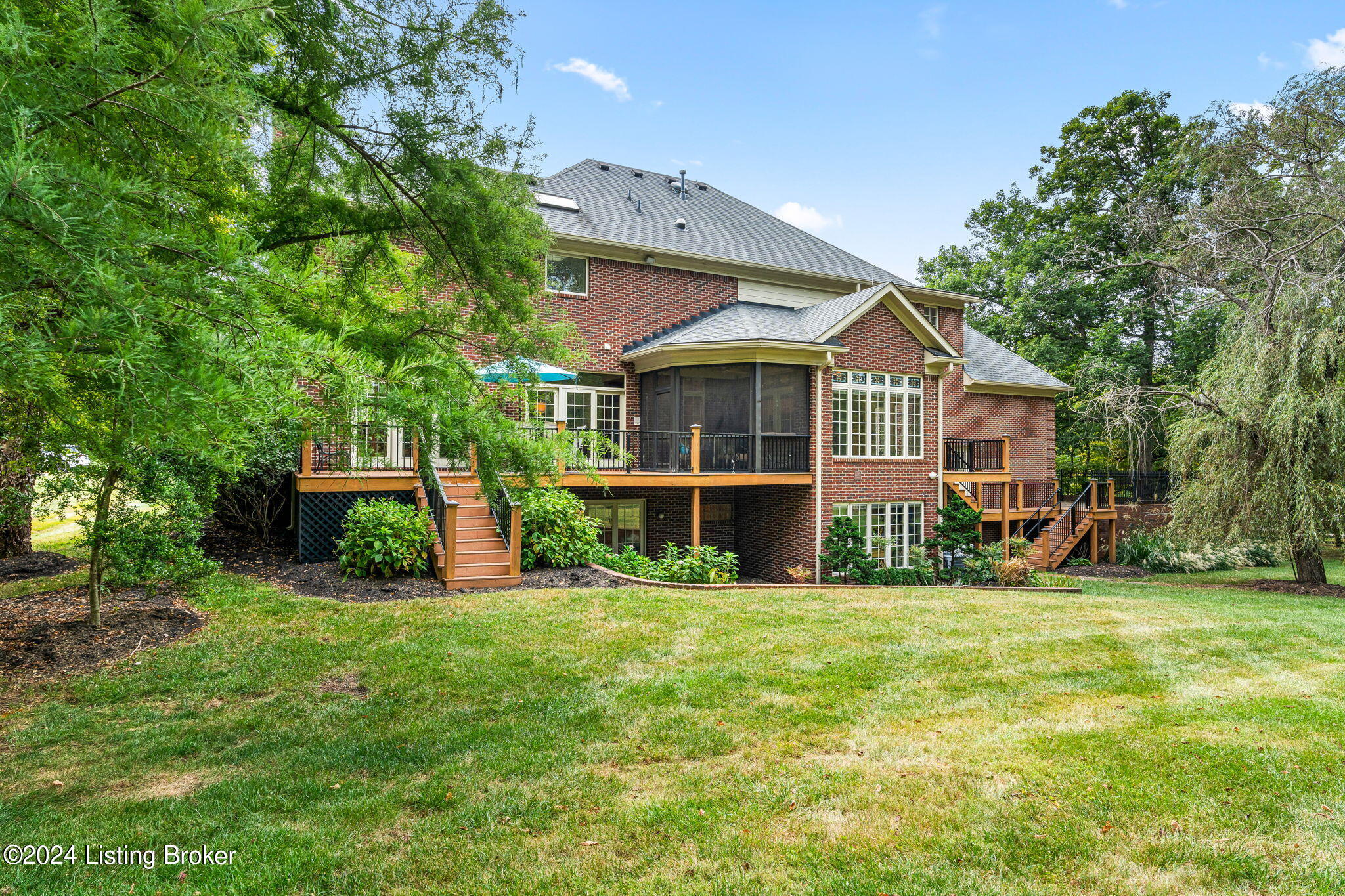 1001 Anchorage Woods Cir